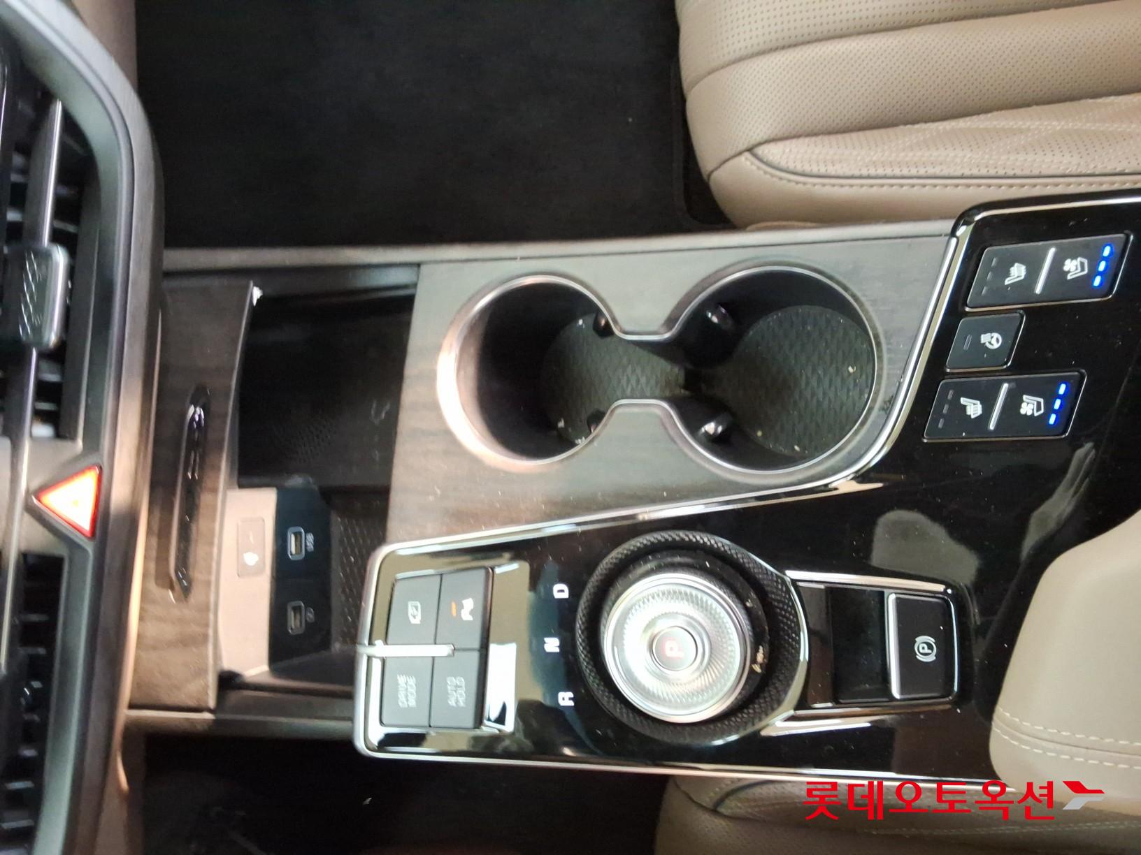 2022 - kia k8