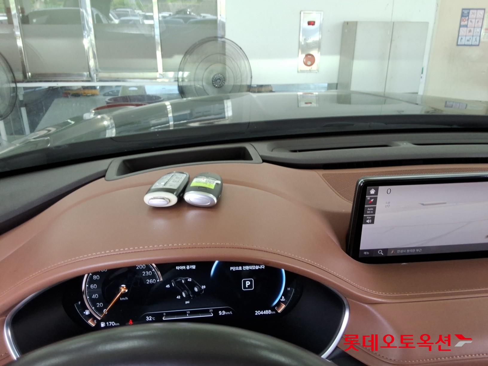 2021 - genesis g80