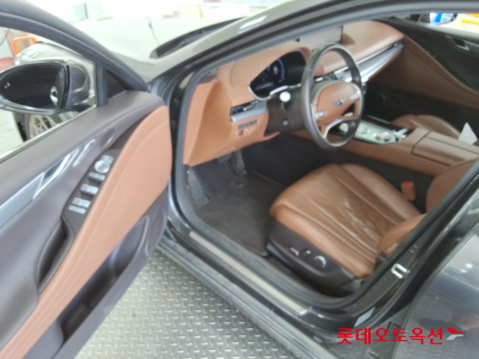 2021 - genesis g80
