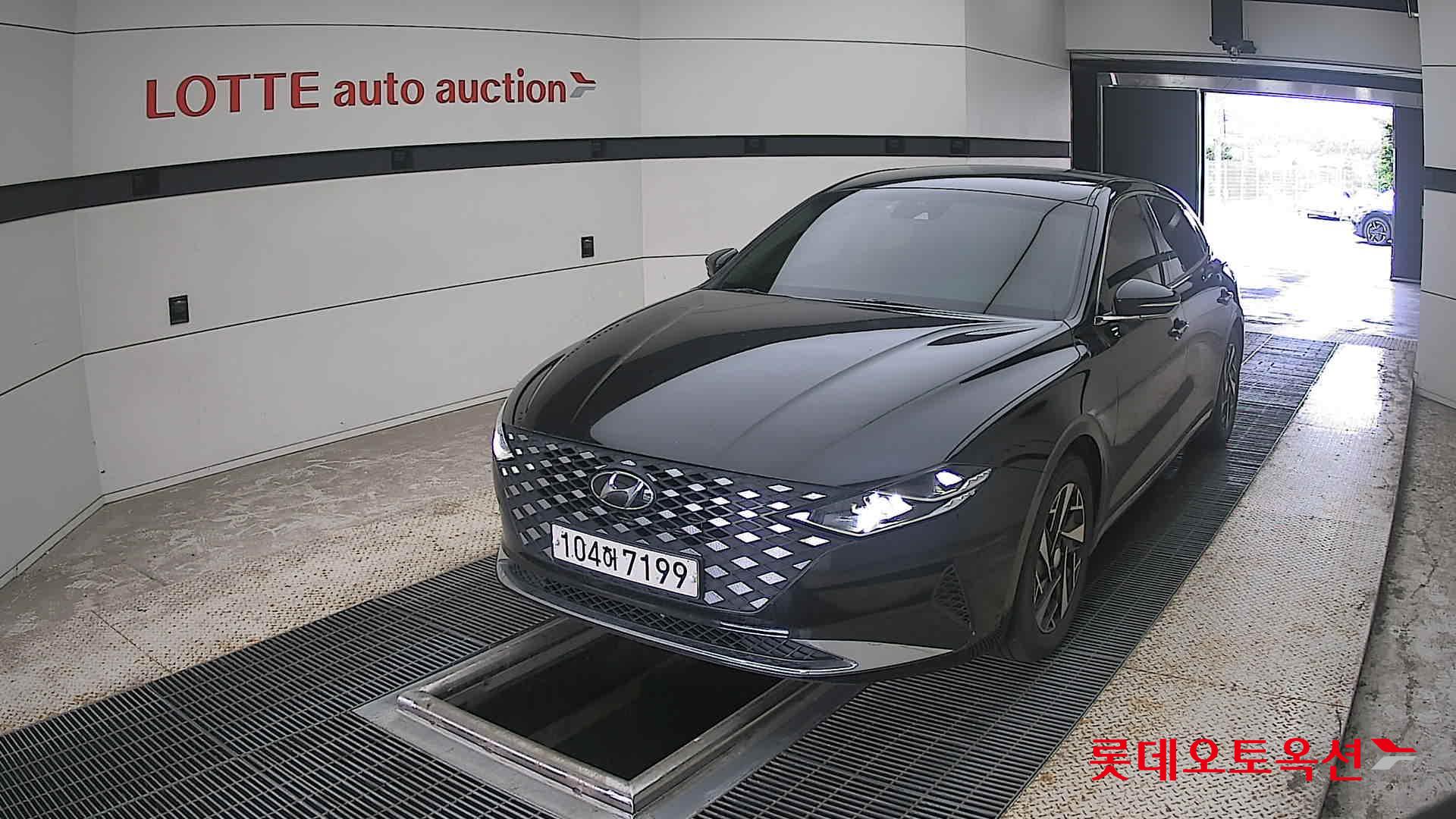 2020 - hyundai grandeur