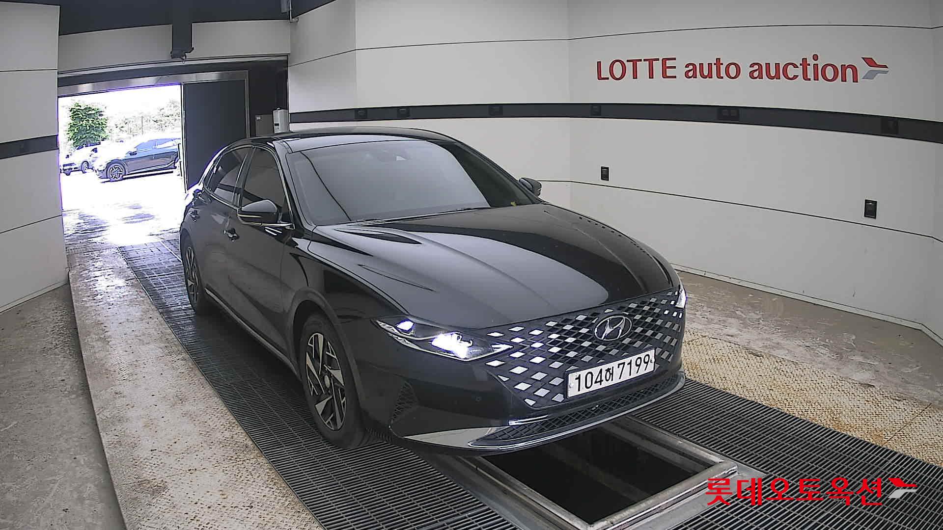 2020 - hyundai grandeur