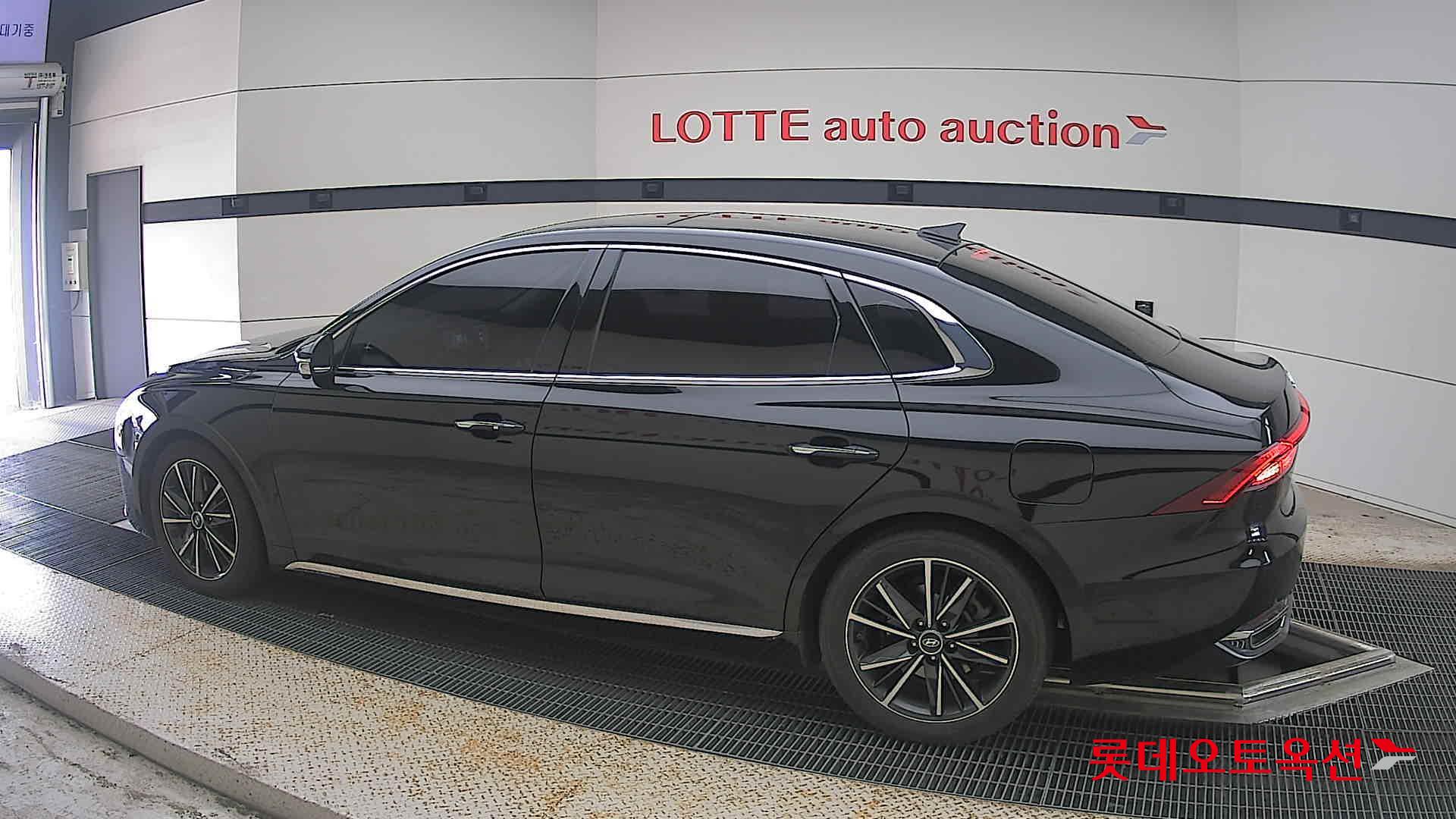 2020 - hyundai grandeur