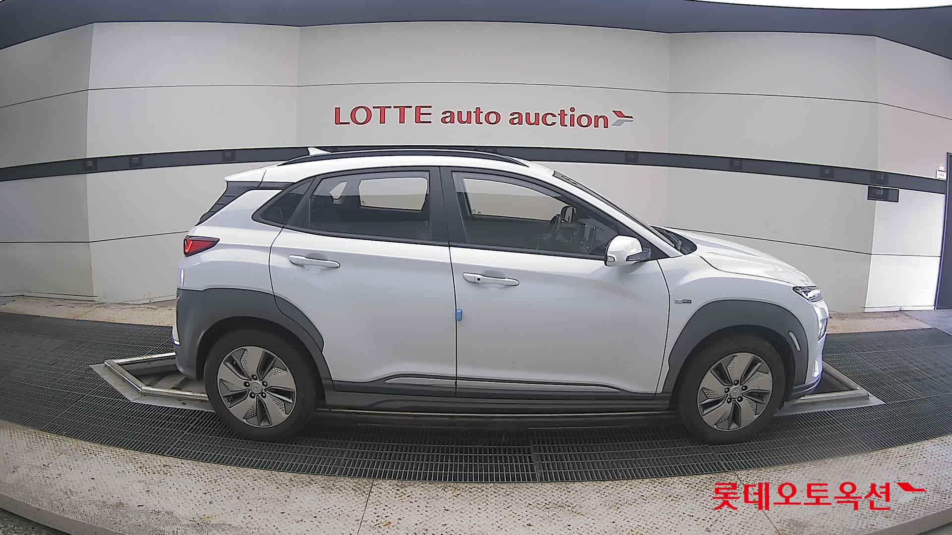2020 - hyundai kona