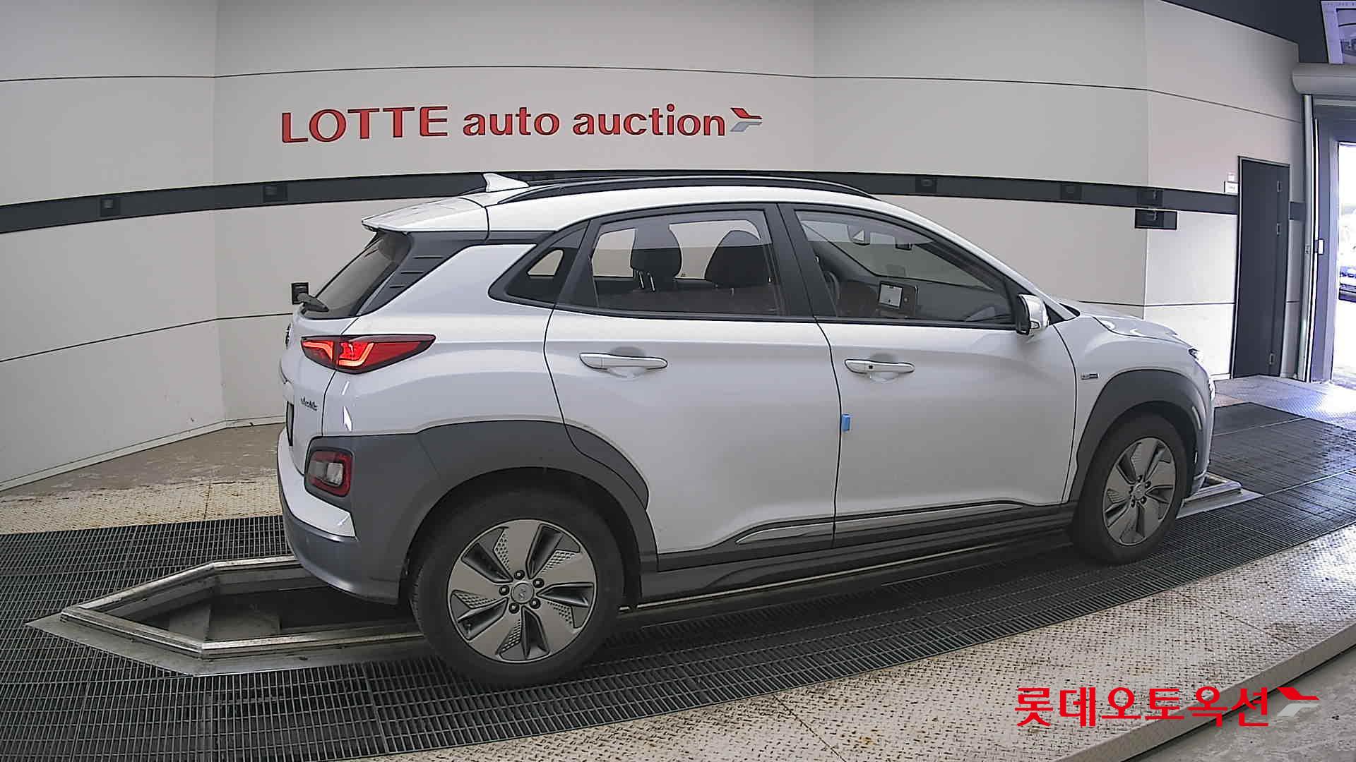 2020 - hyundai kona