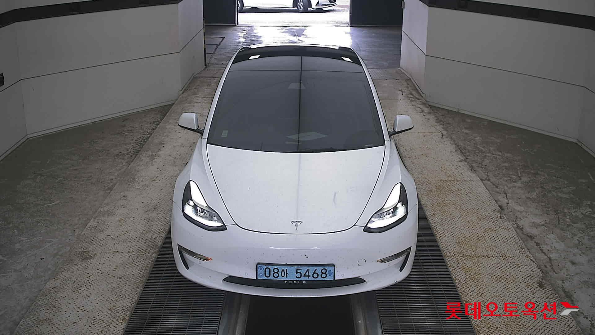 TESLA MODEL 3 (E) RANGE