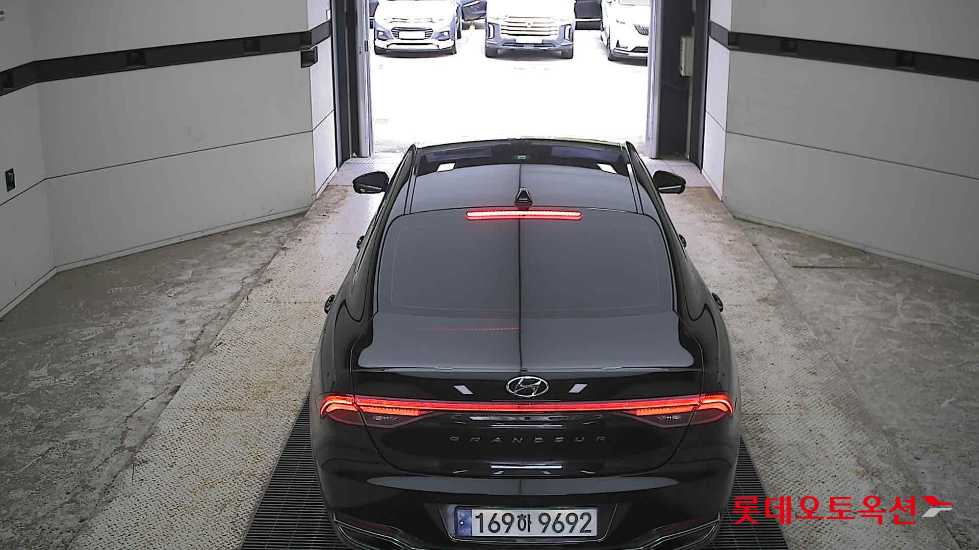 2022 - hyundai grandeur