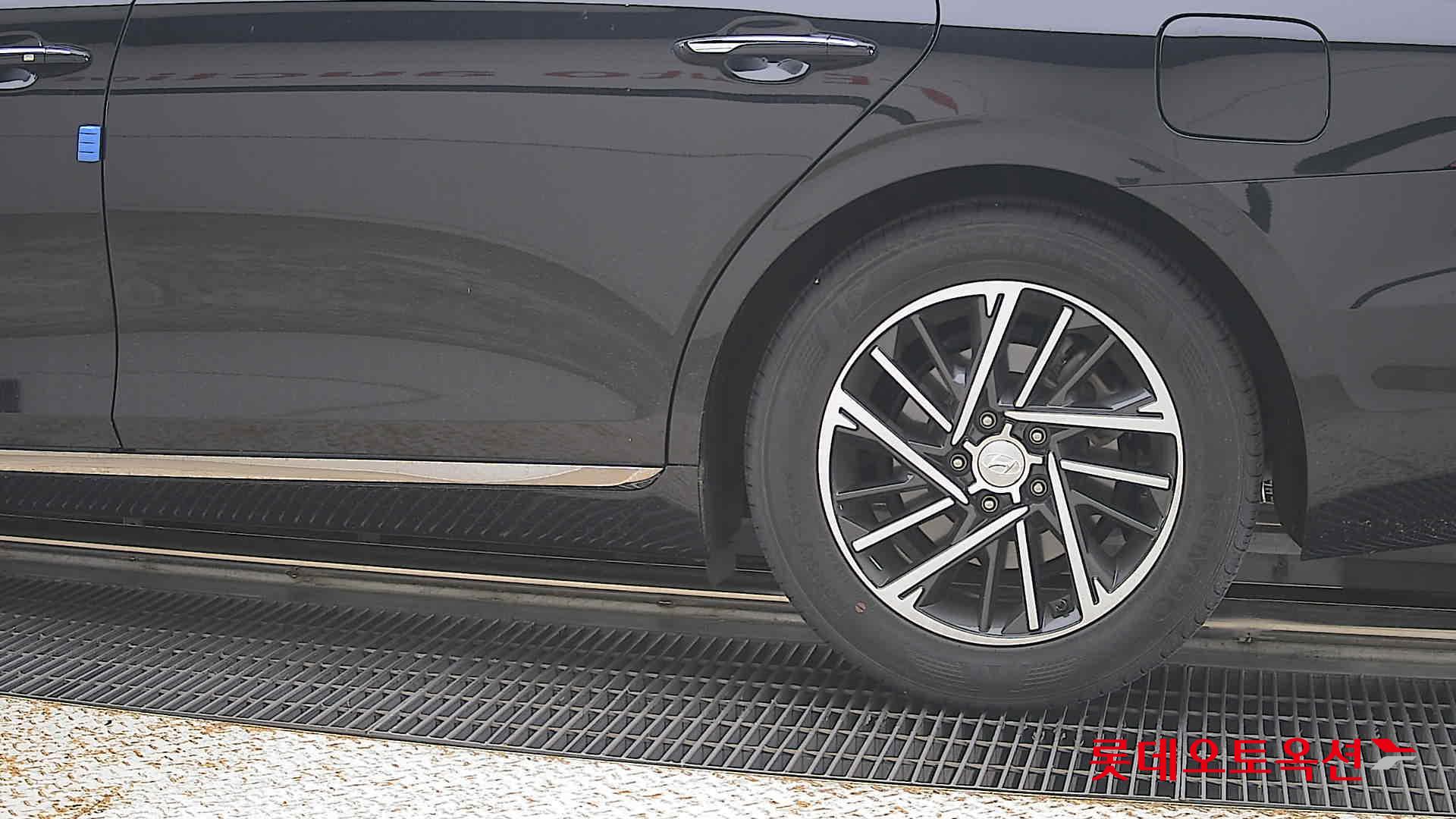 2022 - hyundai grandeur