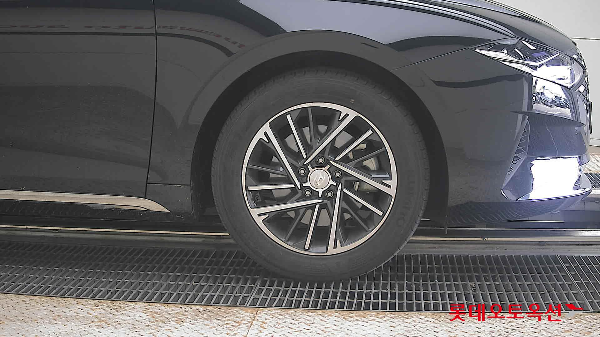 2022 - hyundai grandeur