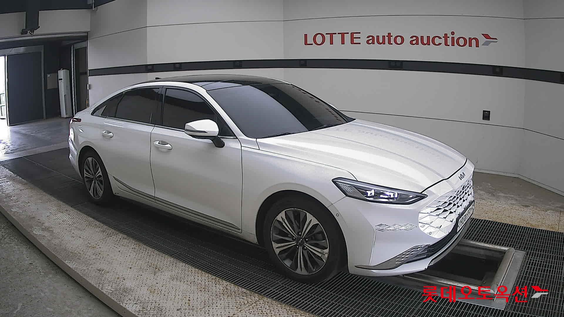 2023 - kia k8
