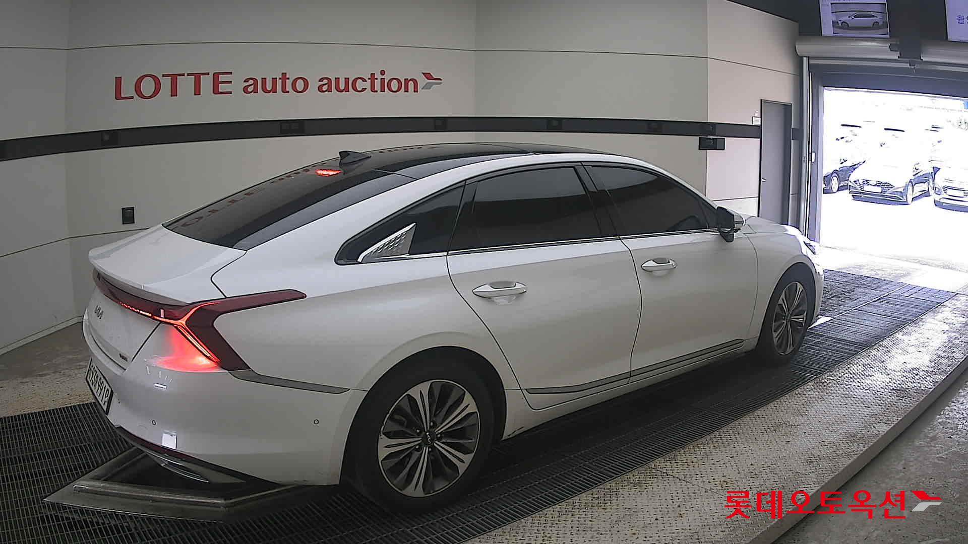 2023 - kia k8