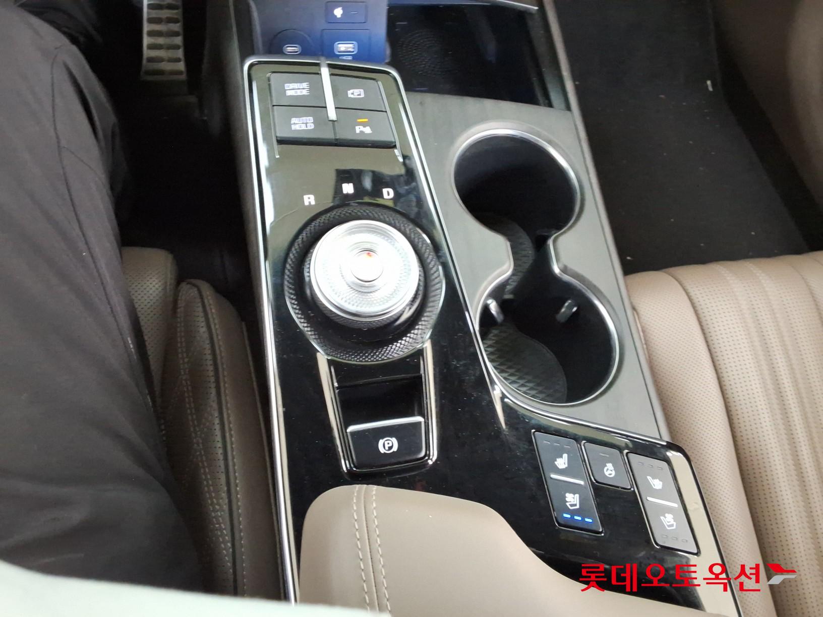 2023 - kia k8
