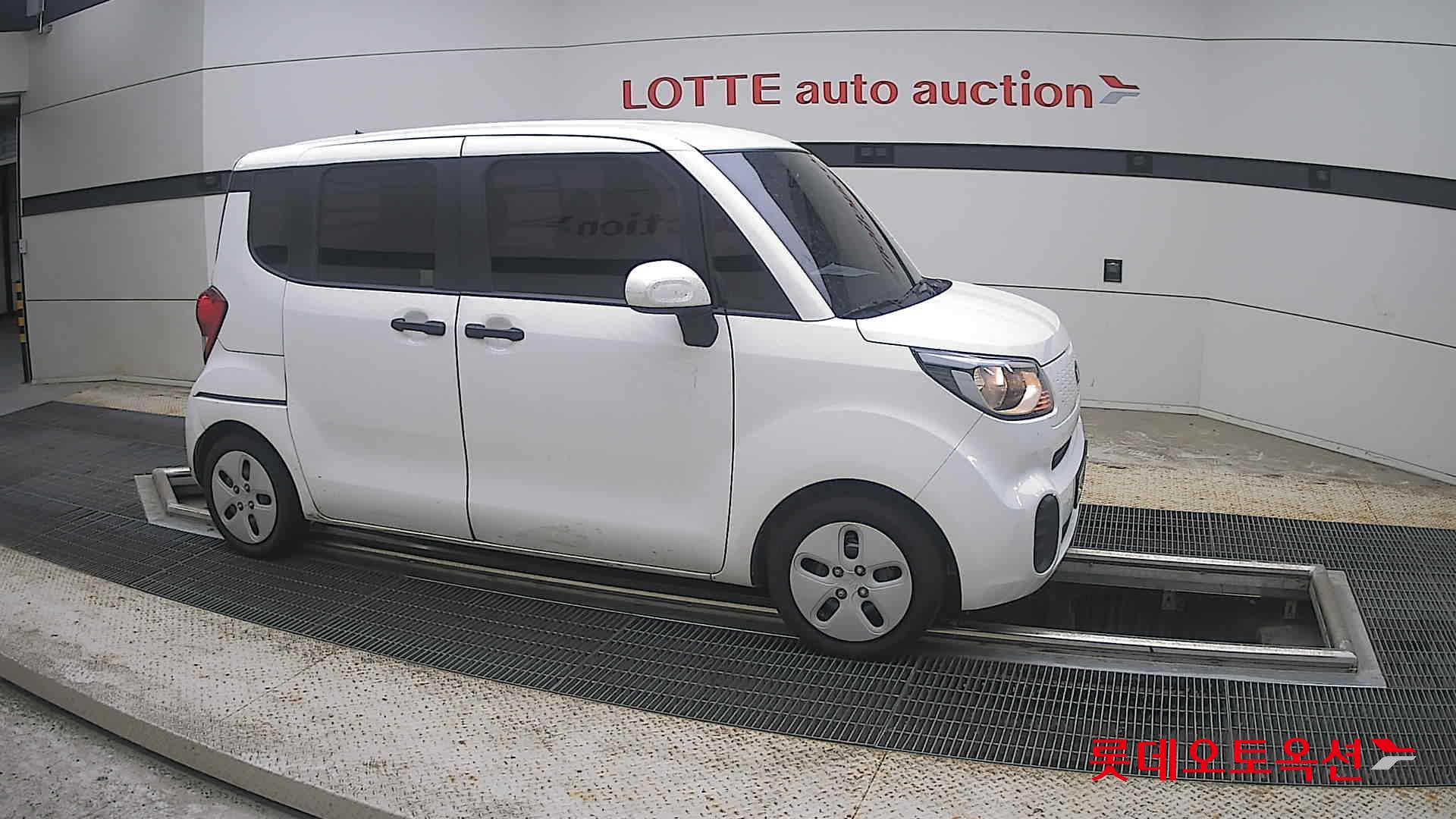 2021 - kia ray