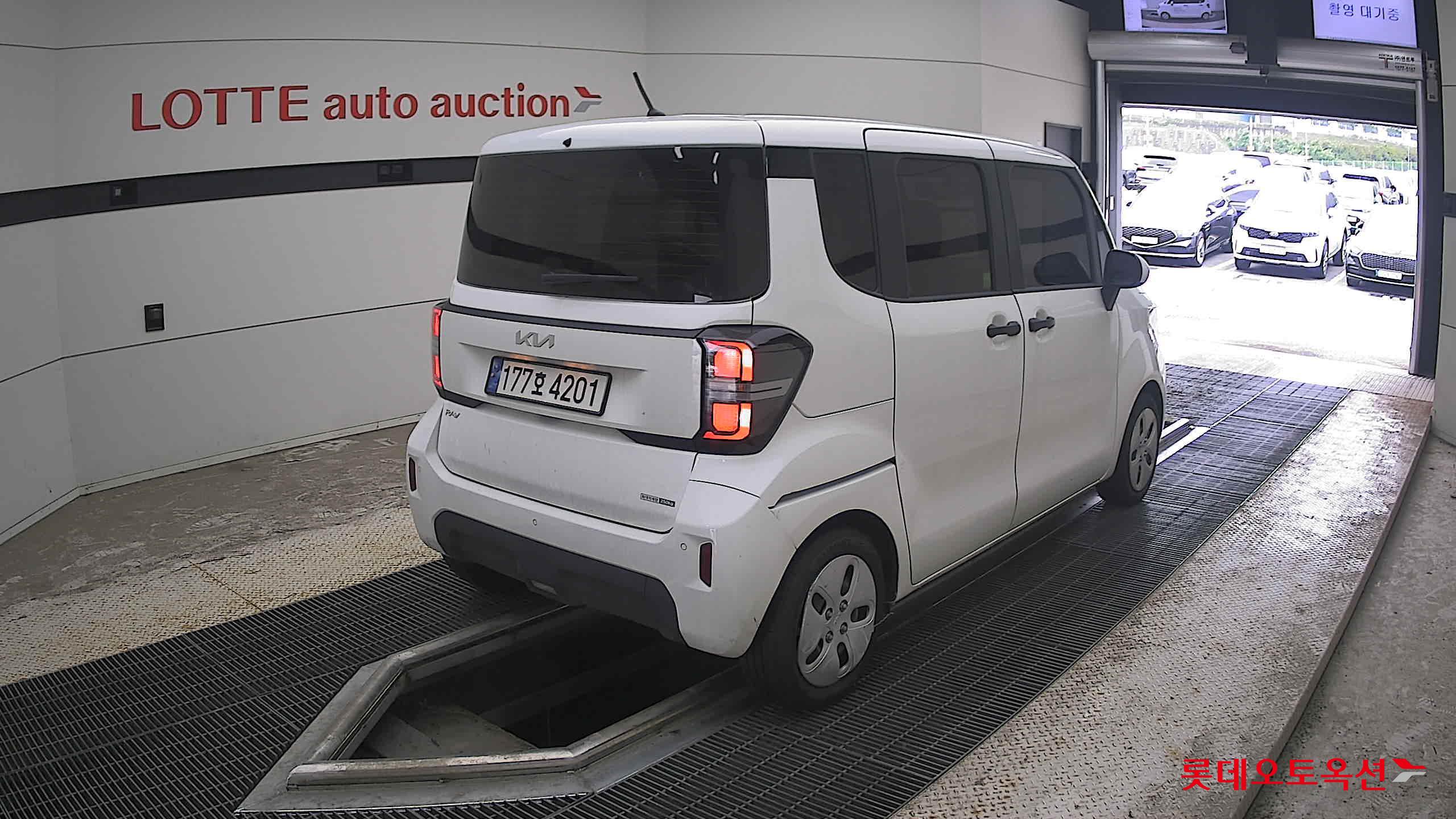 2024 - kia ray