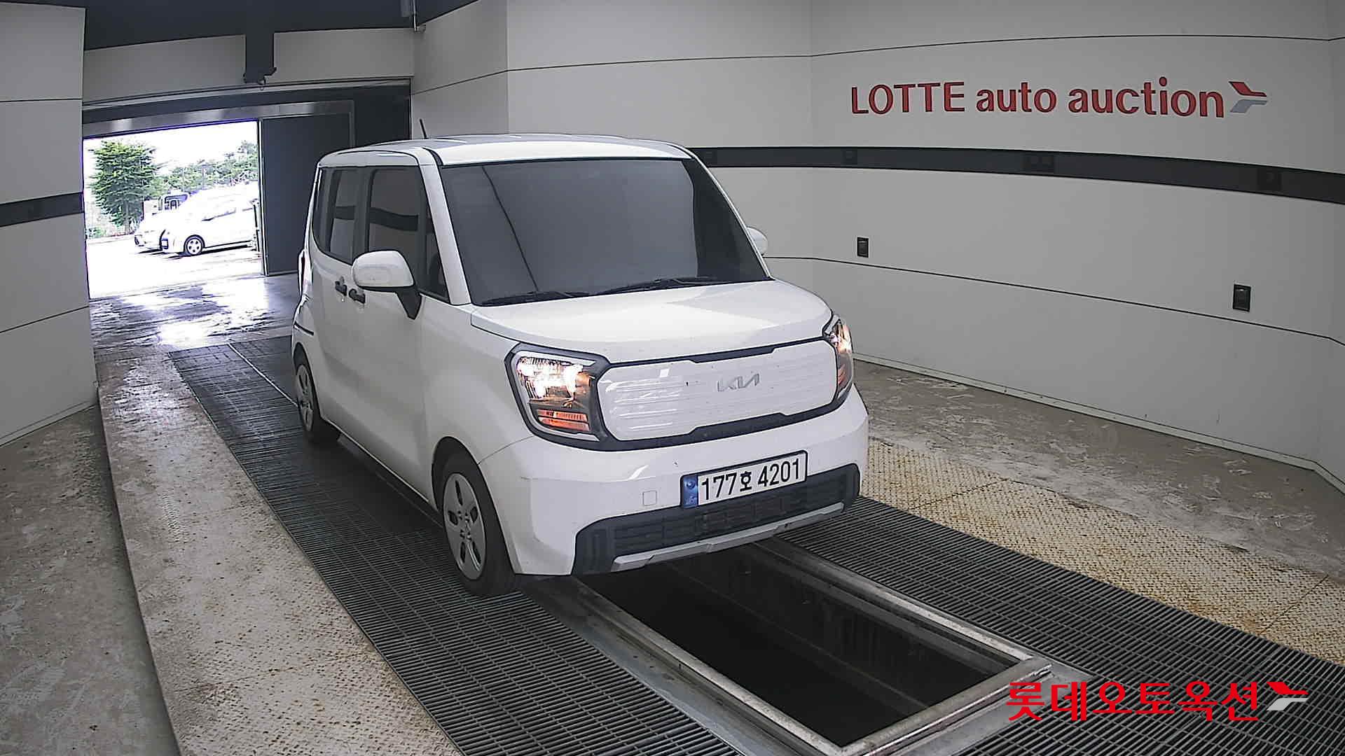 2024 - kia ray