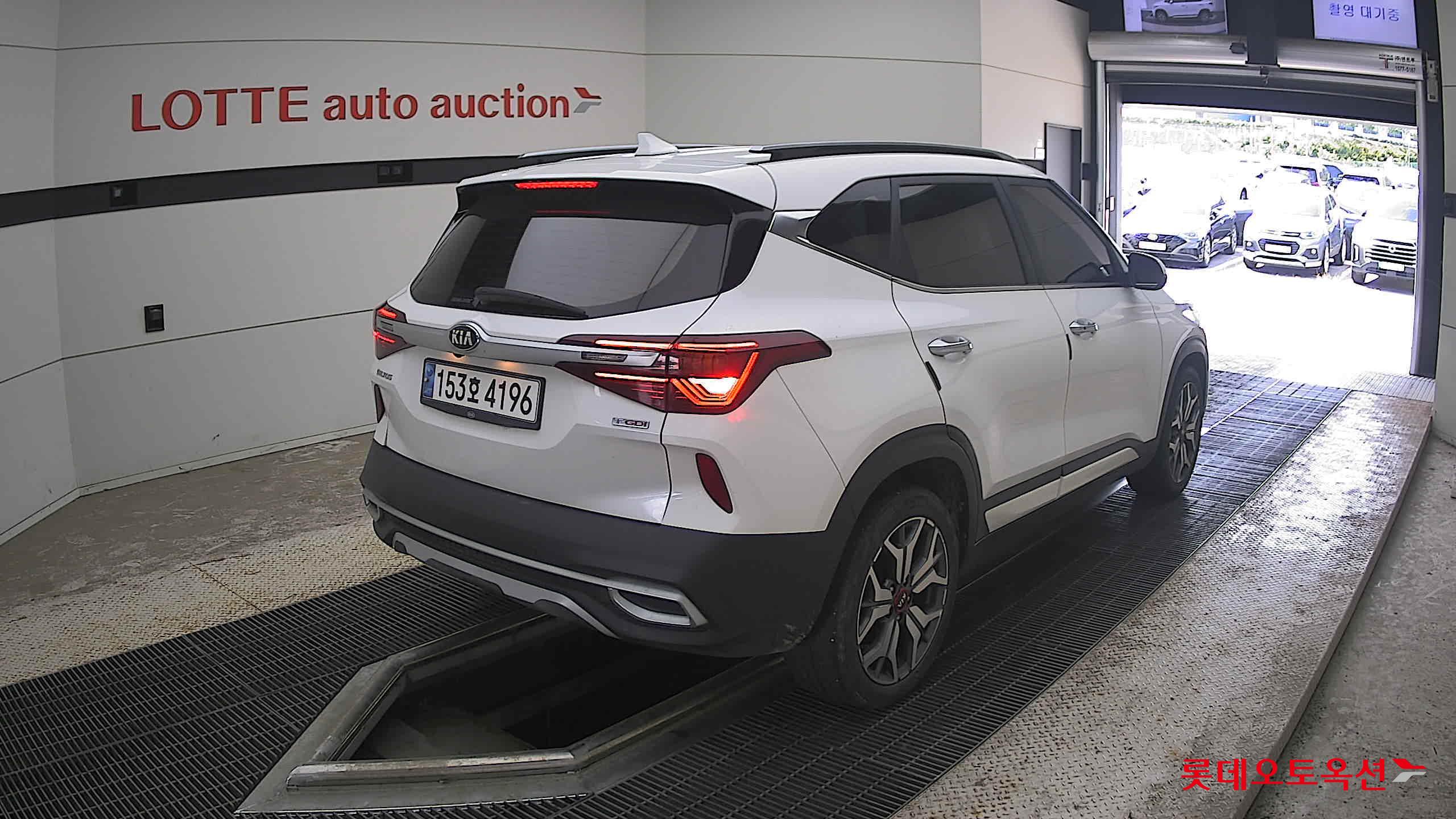 2021 - kia seltos