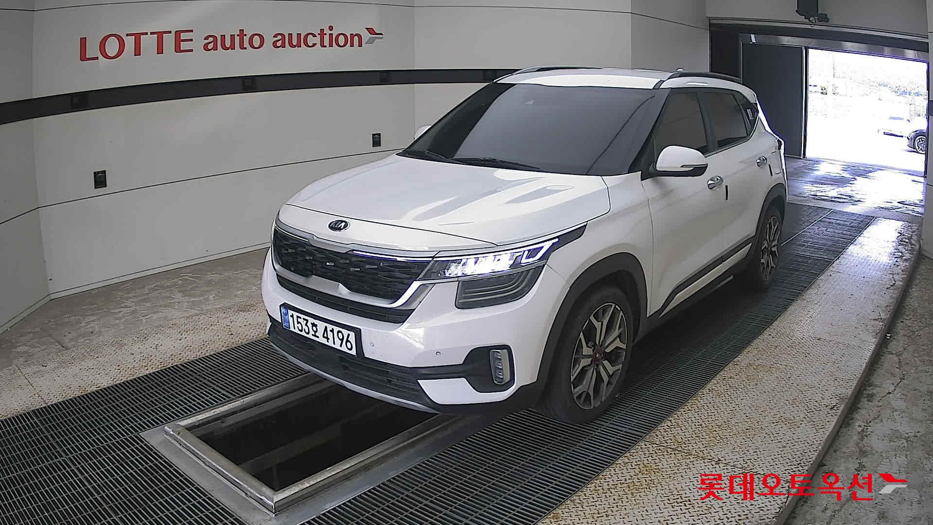 2021 - kia seltos