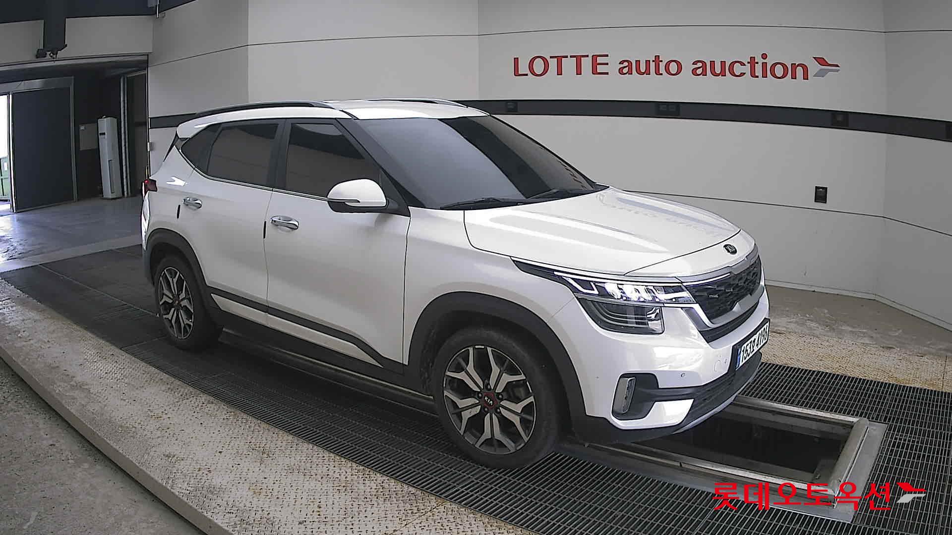 2021 - kia seltos