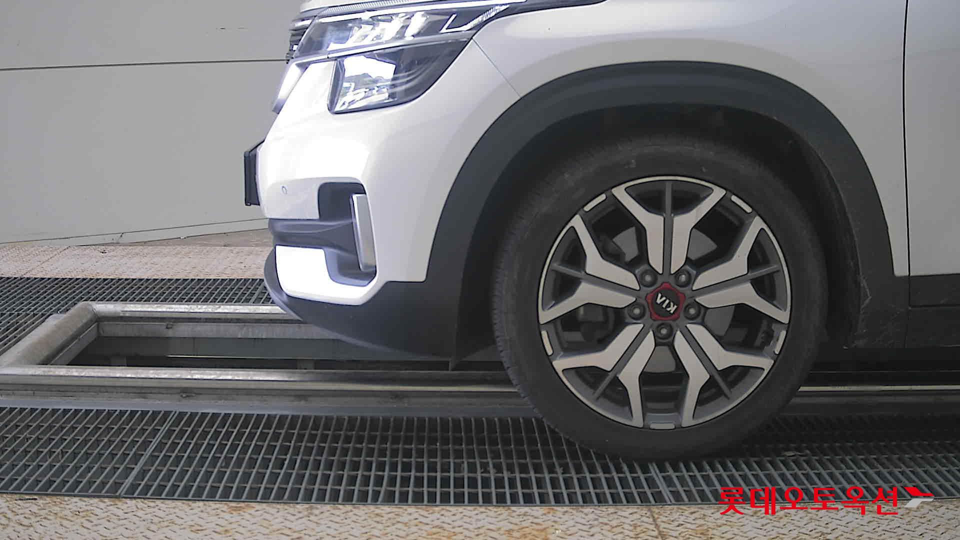 2021 - kia seltos