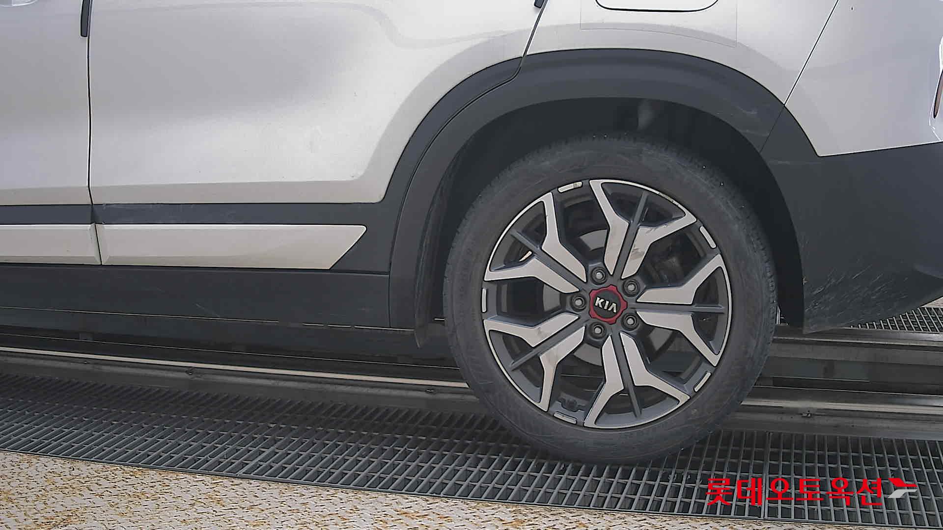 2021 - kia seltos