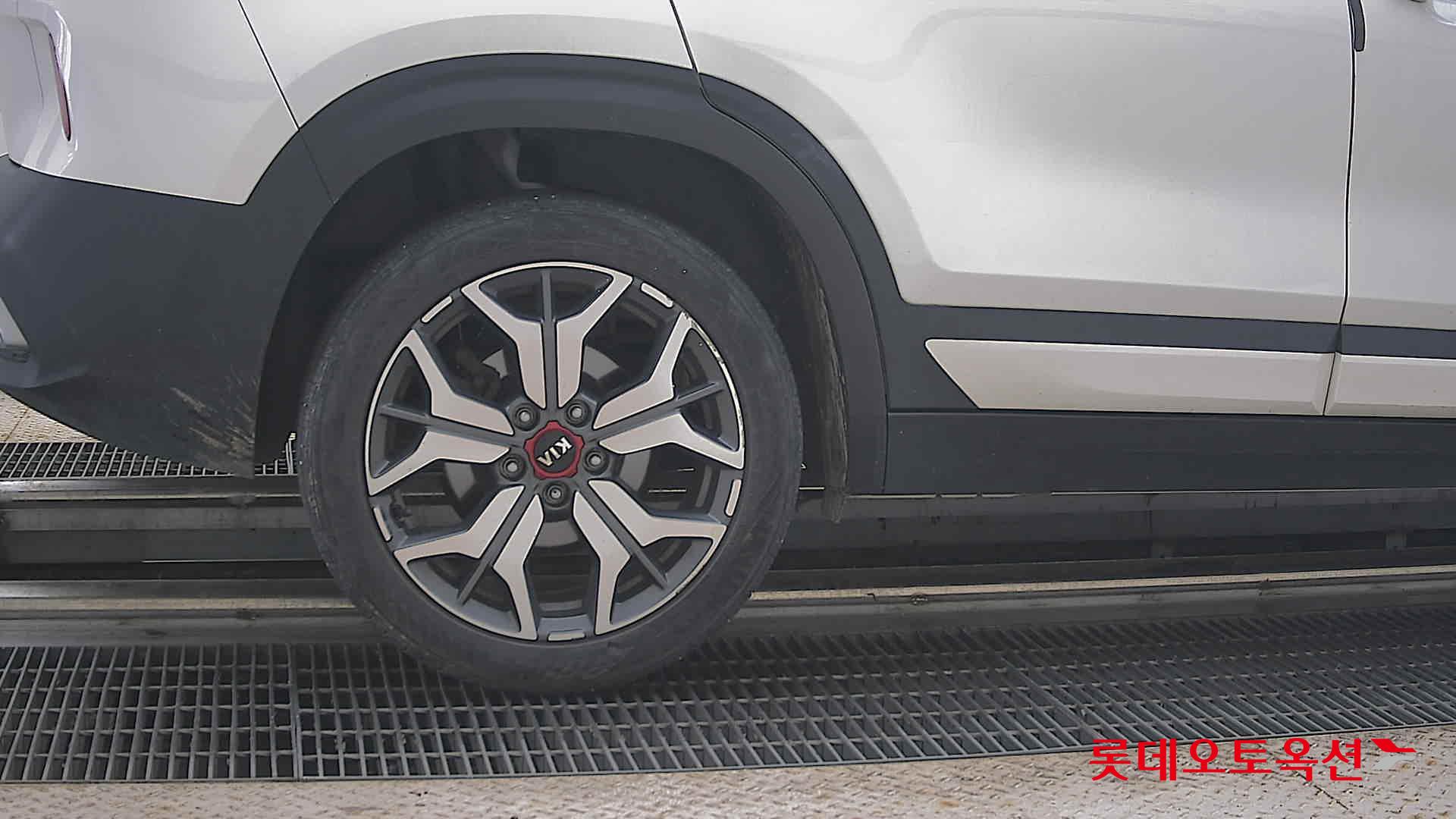 2021 - kia seltos