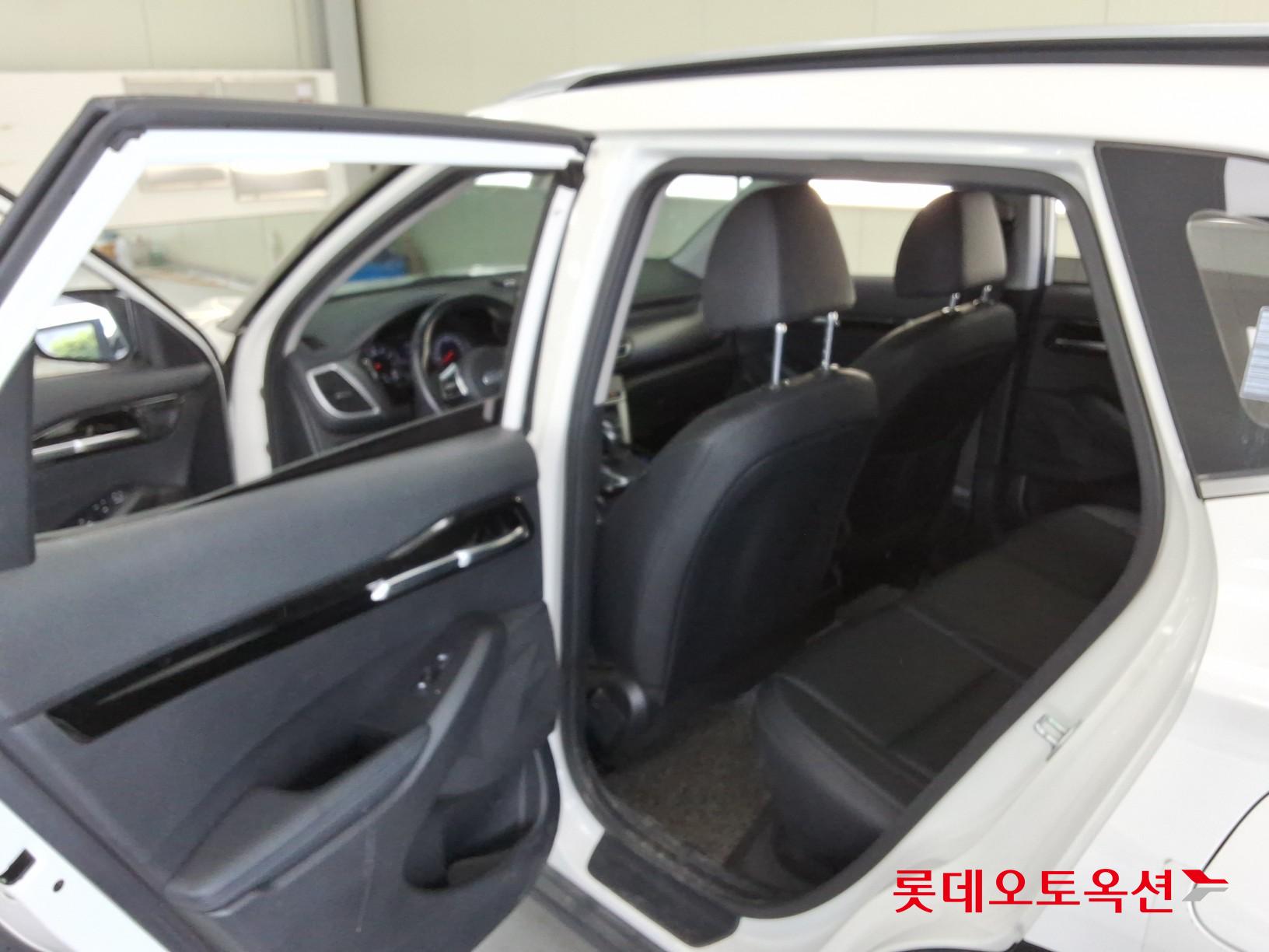 2021 - kia seltos