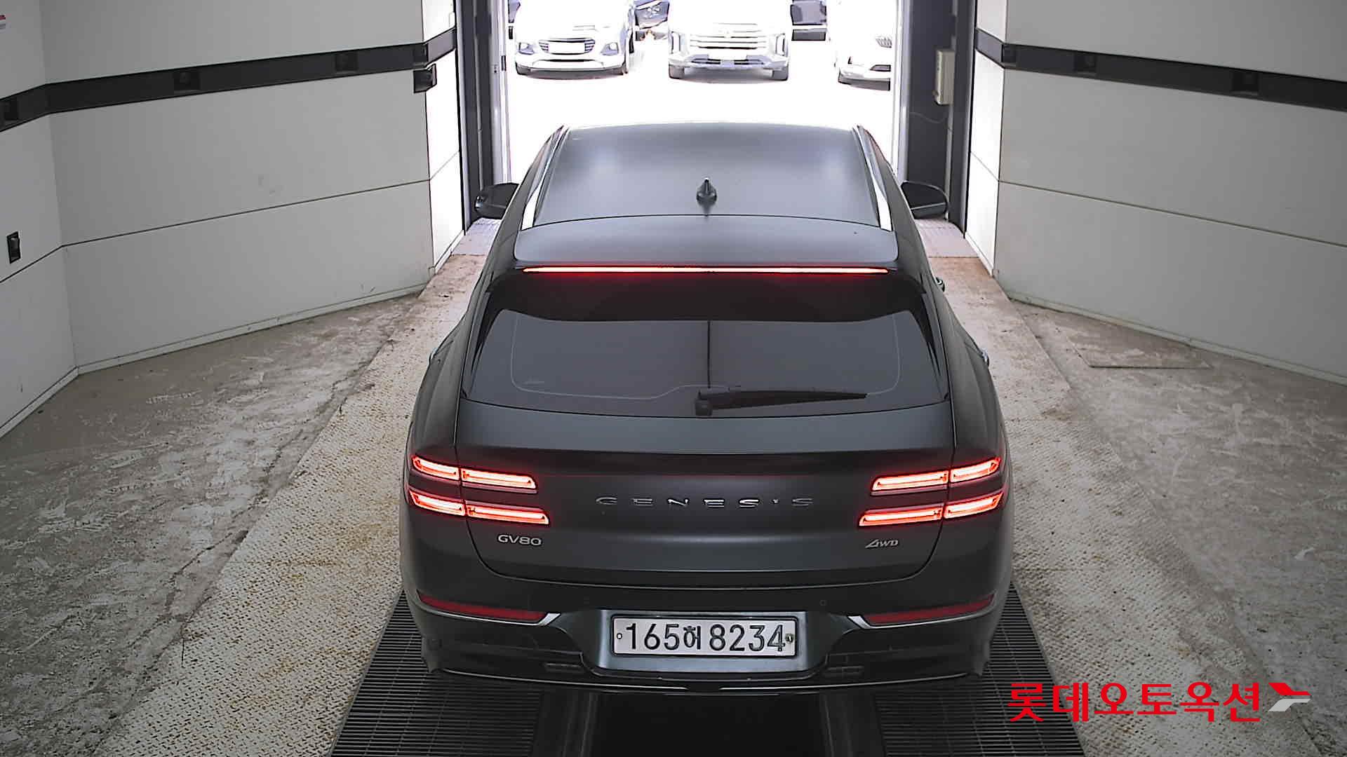 2022 - genesis gv80