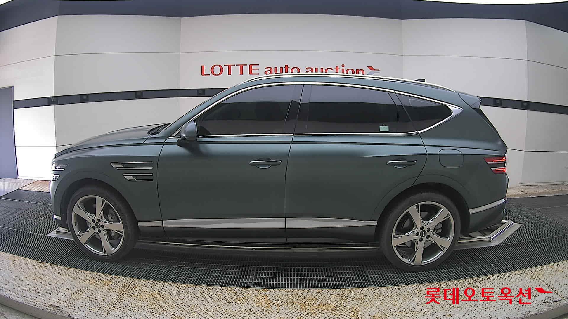 2022 - genesis gv80