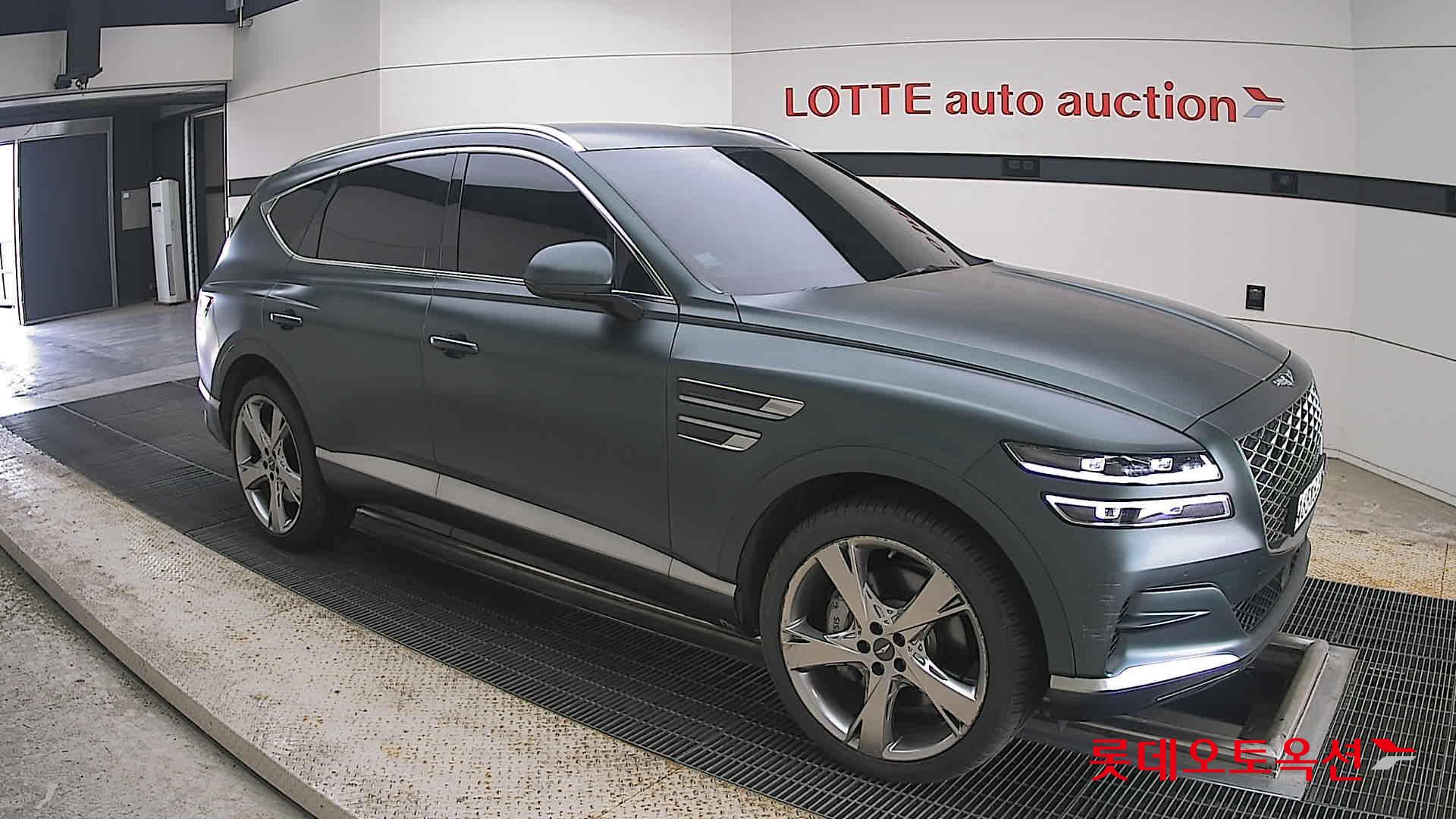 2022 - genesis gv80