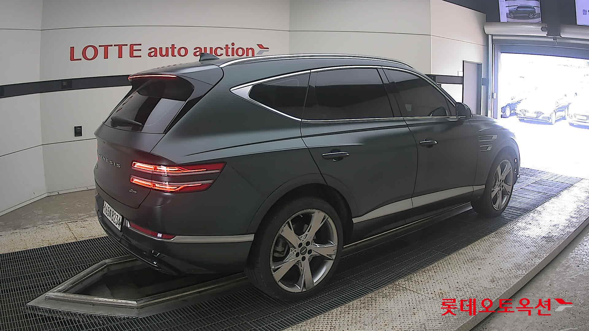 2022 - genesis gv80