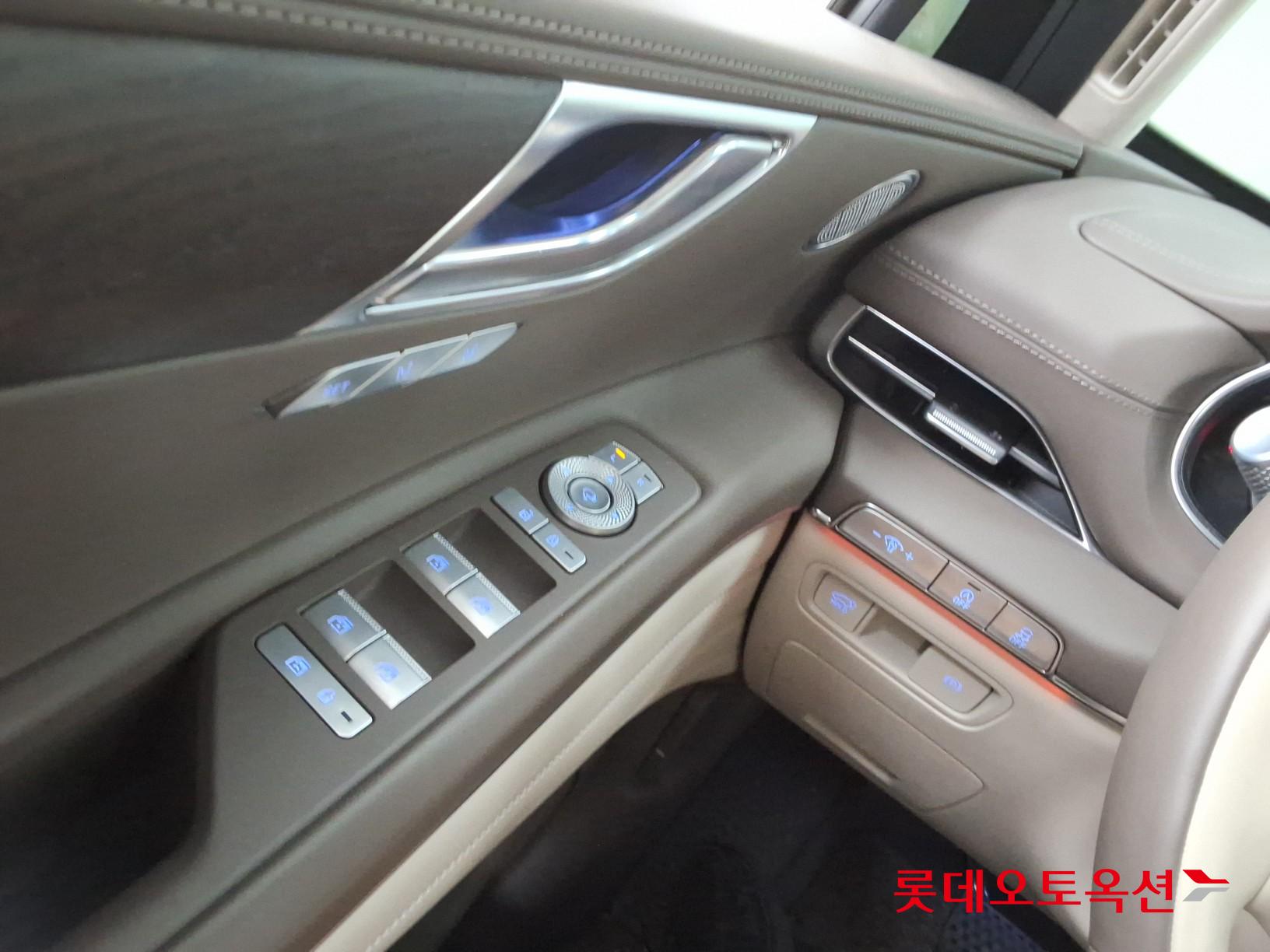 2022 - genesis gv80