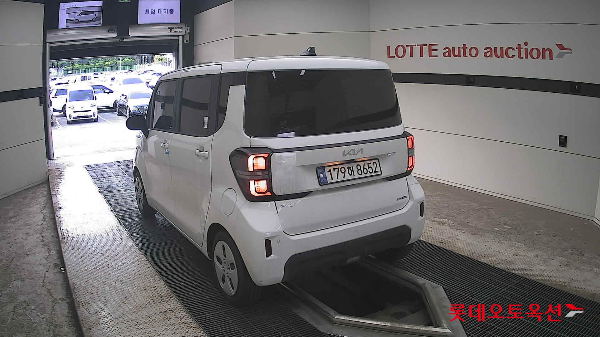 2025 - kia ray