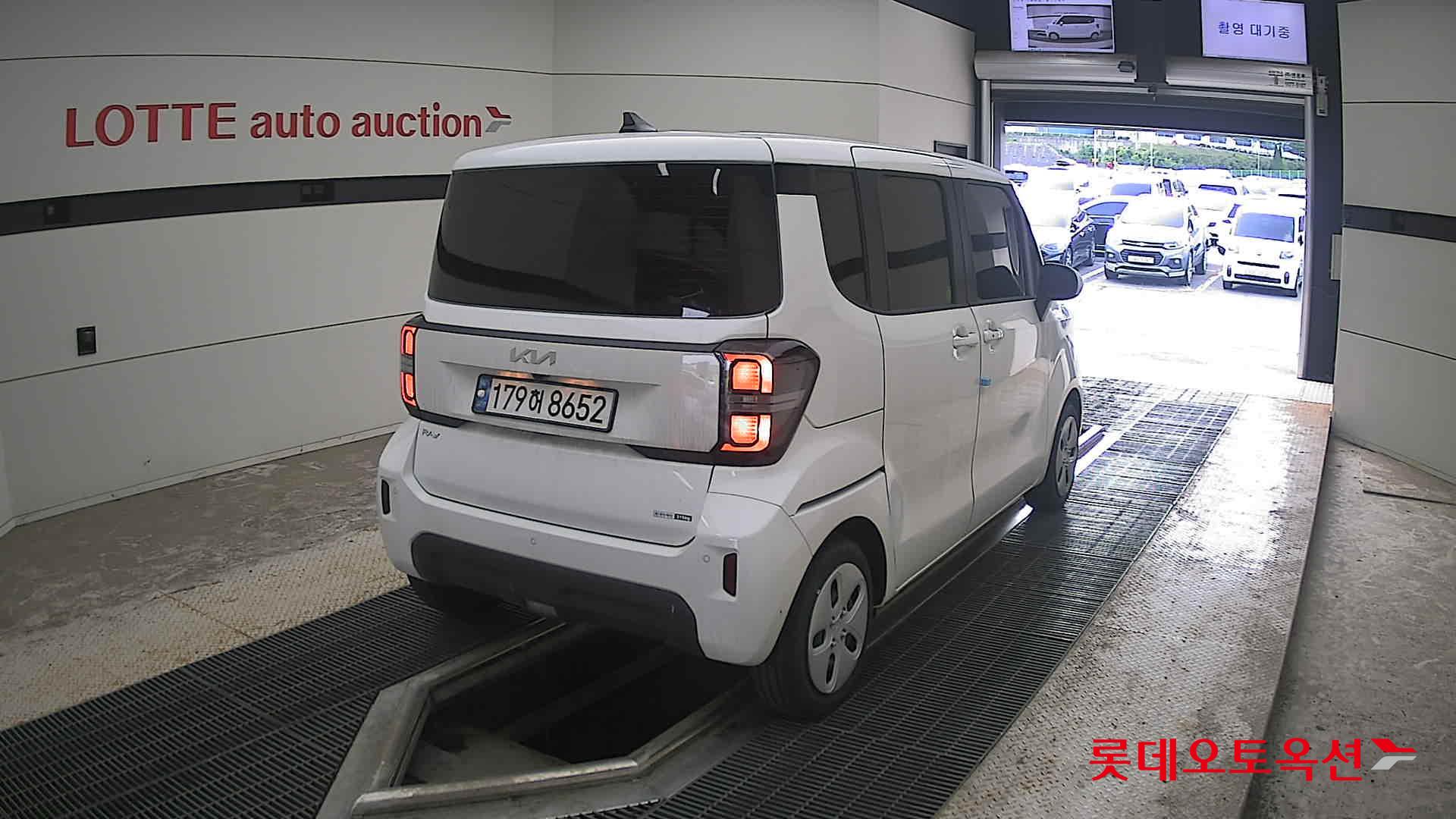 2025 - kia ray