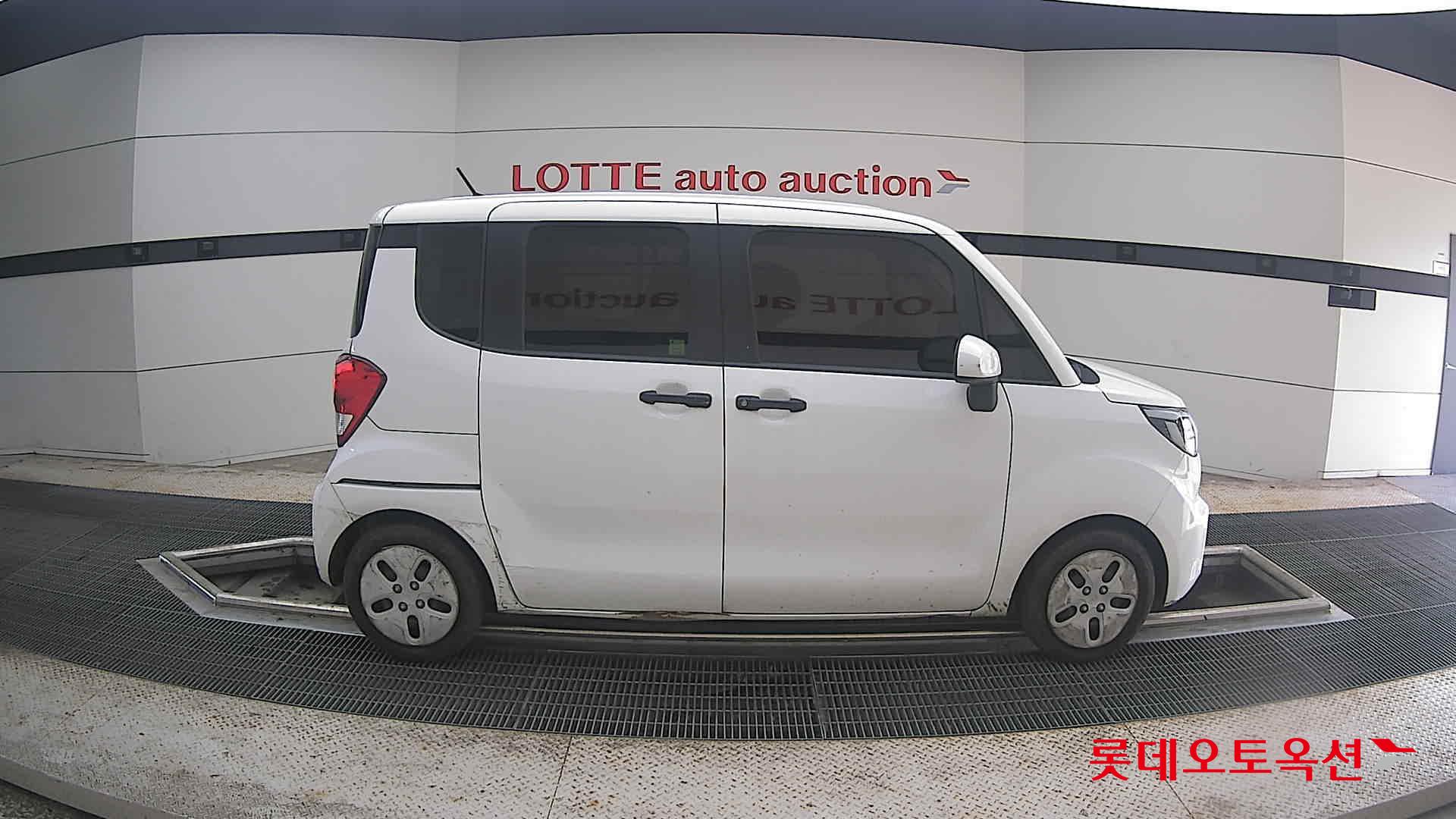 2022 - kia ray