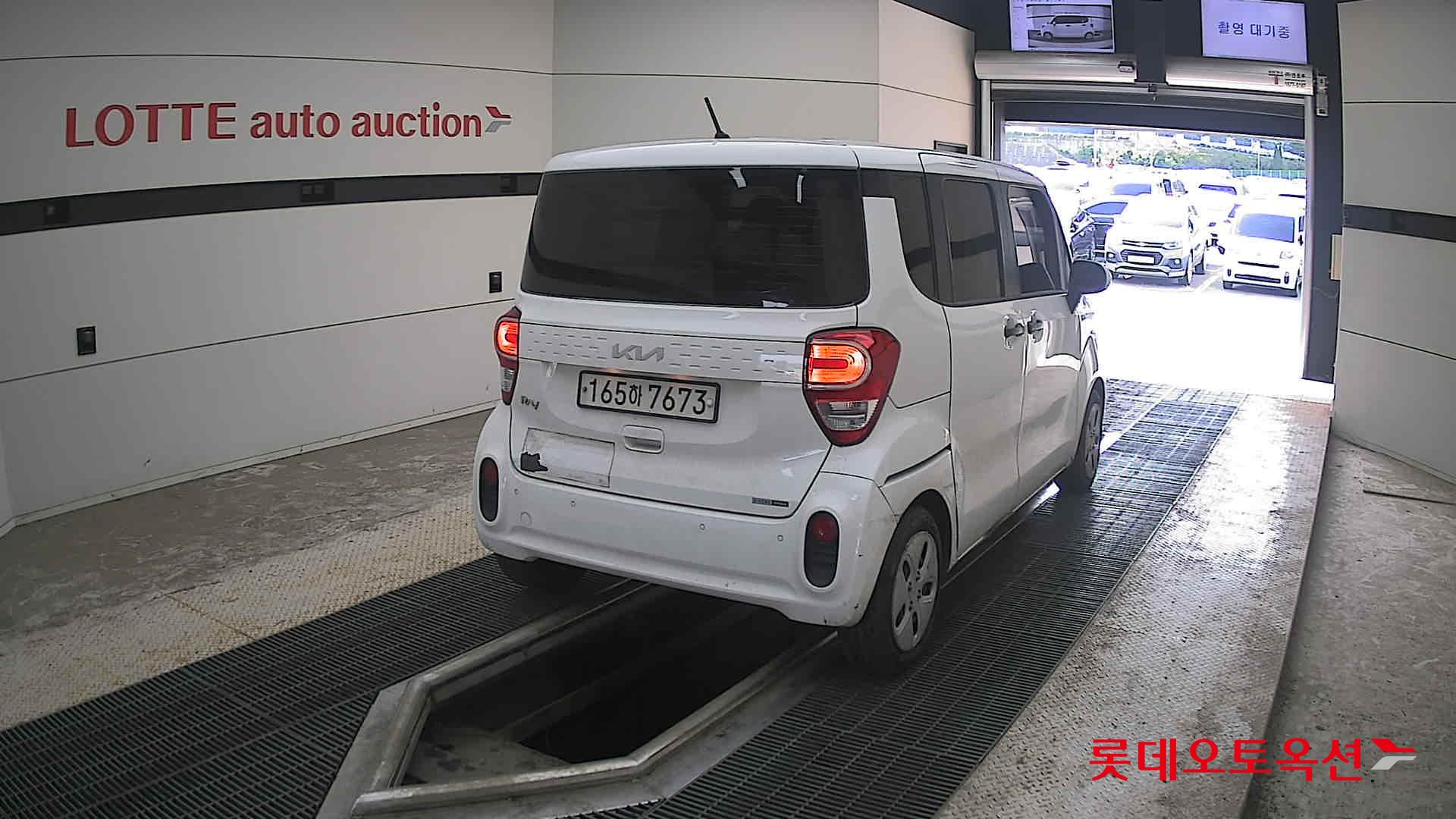 2022 - kia ray