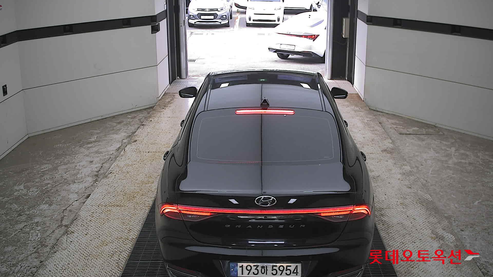 2022 - hyundai grandeur