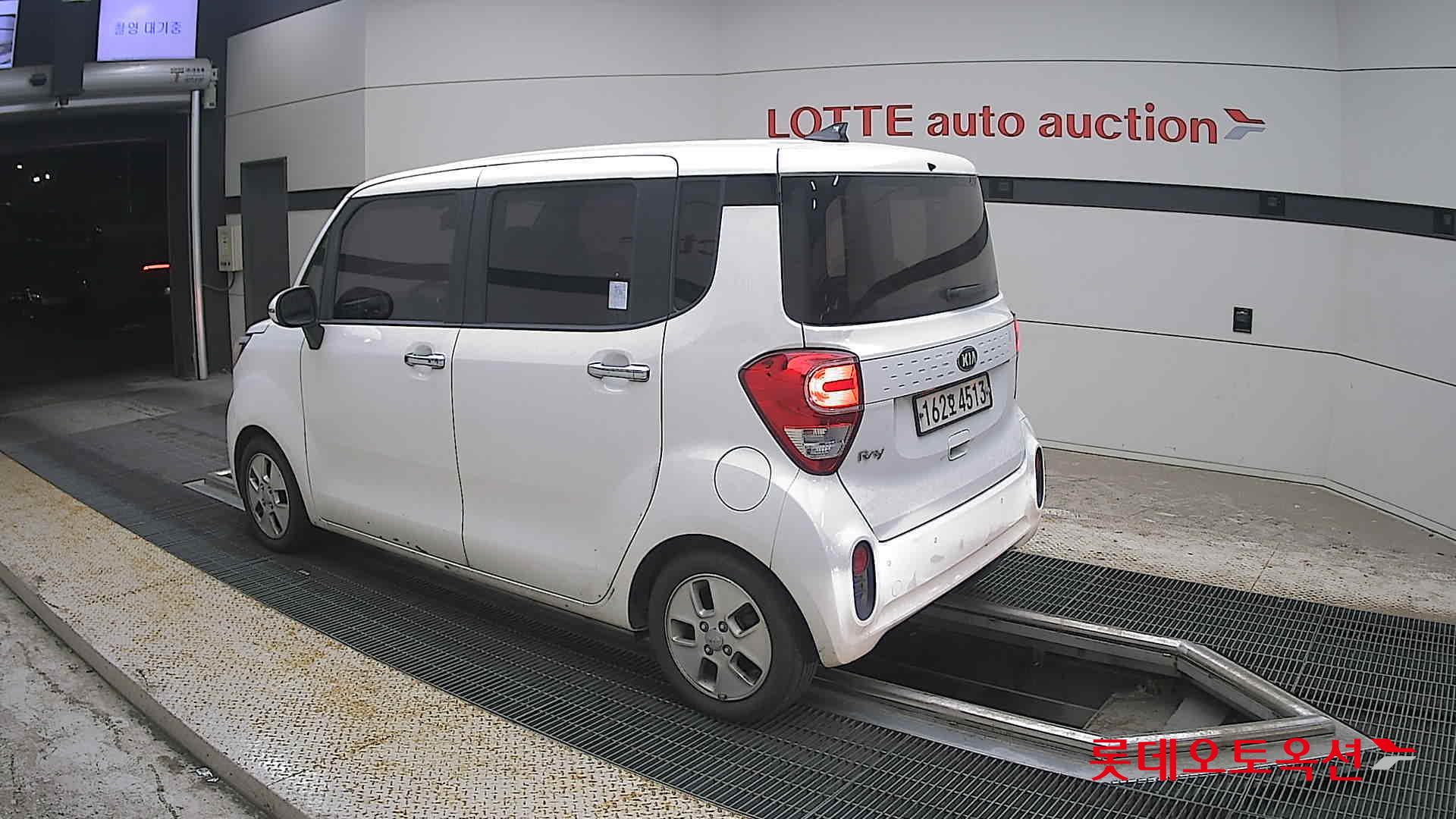 2021 - kia ray