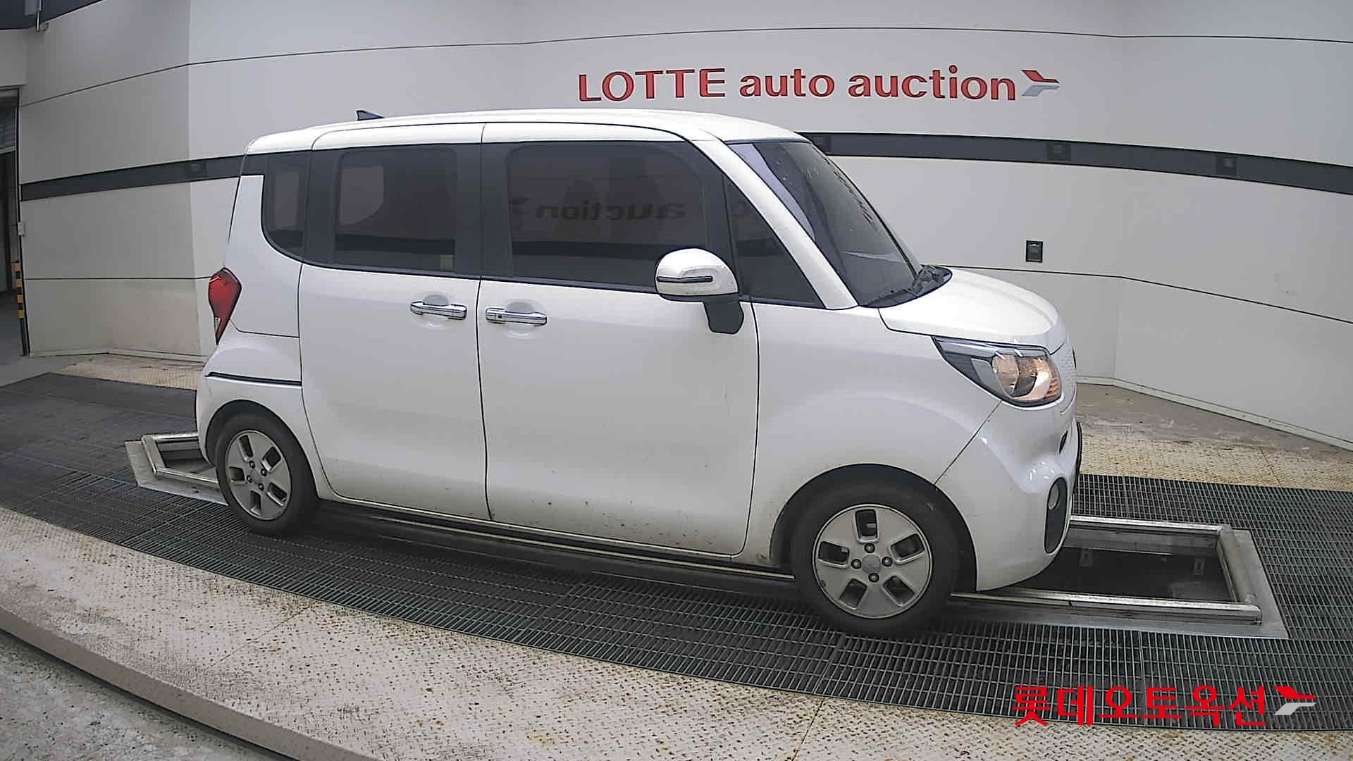 2021 - kia ray