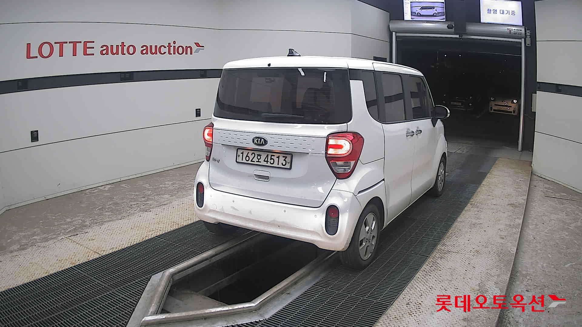 2021 - kia ray