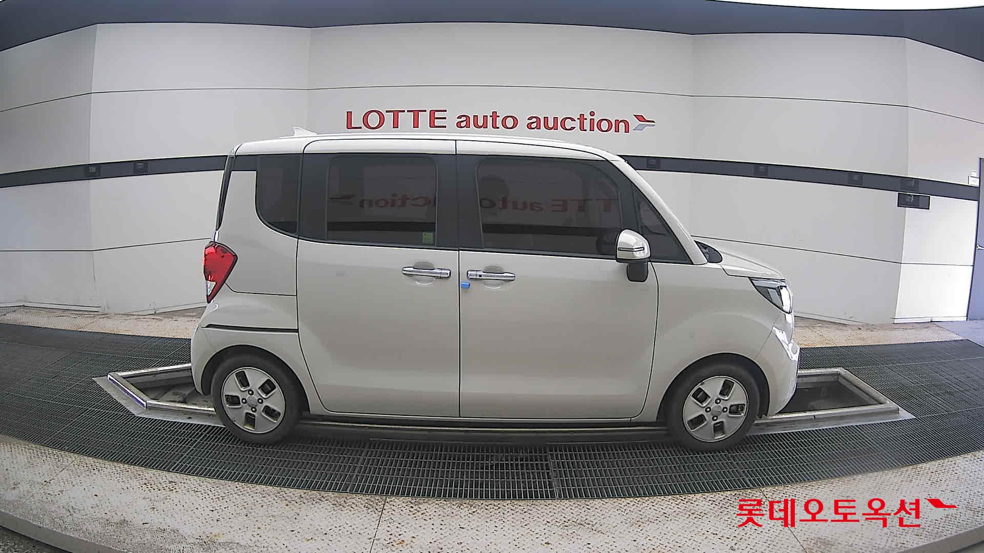 2021 - kia ray