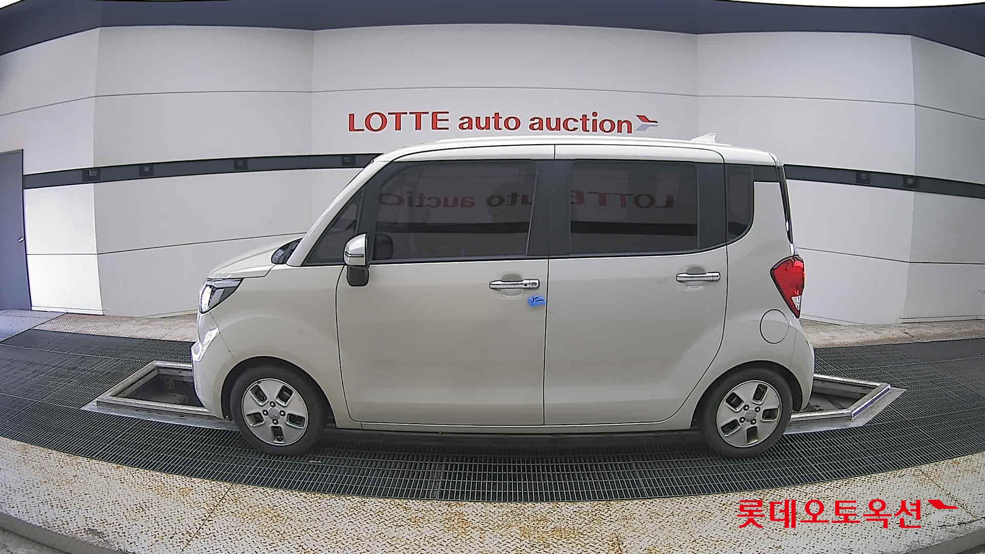 2021 - kia ray