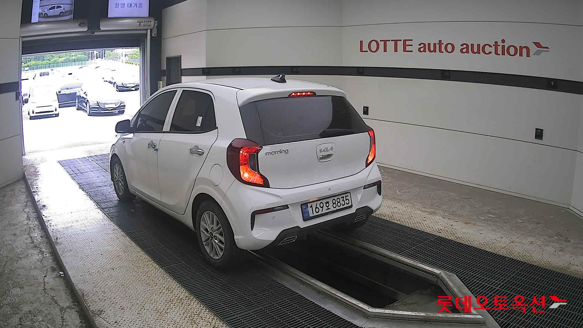 2022 - kia morning