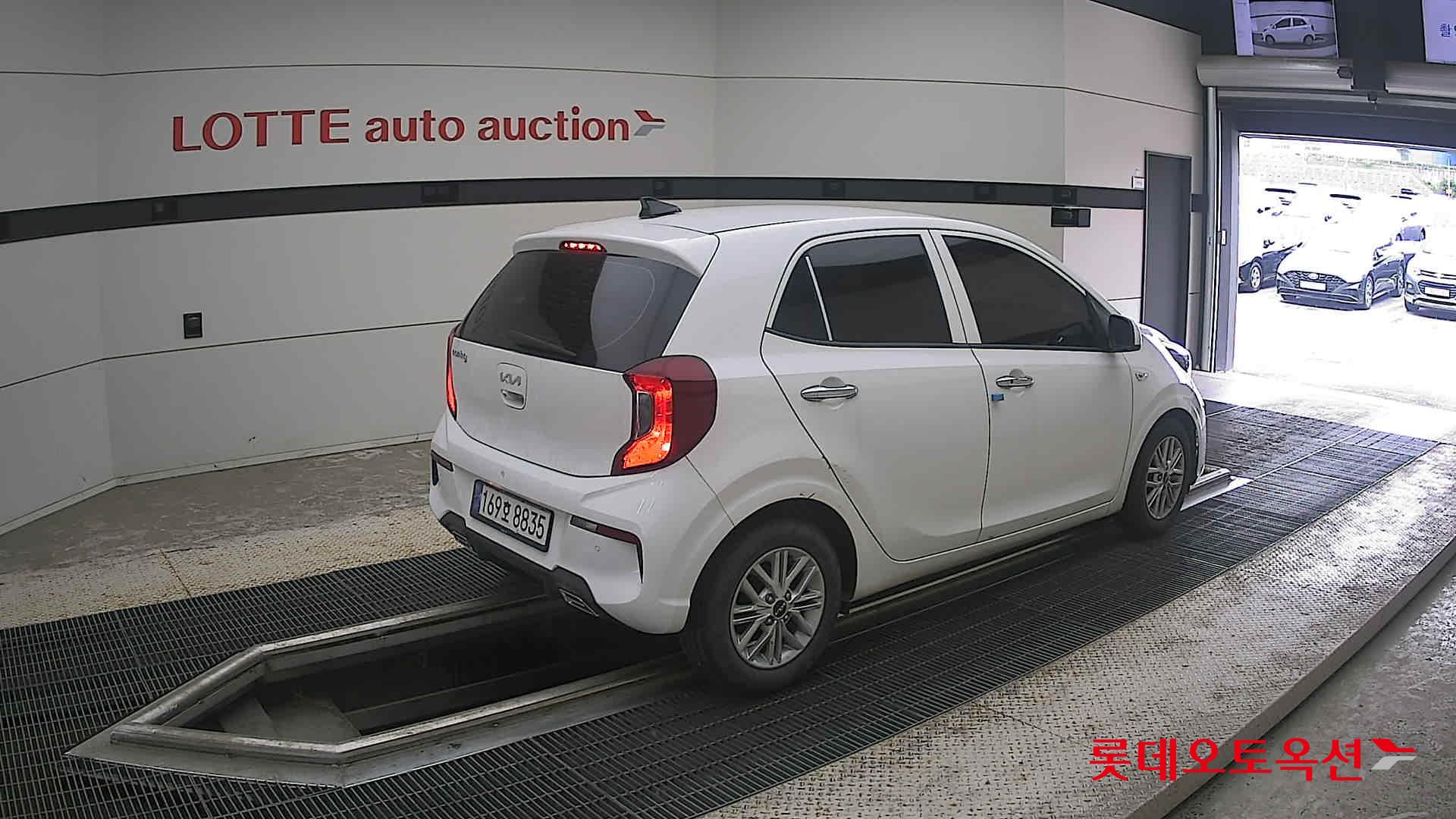 2022 - kia morning
