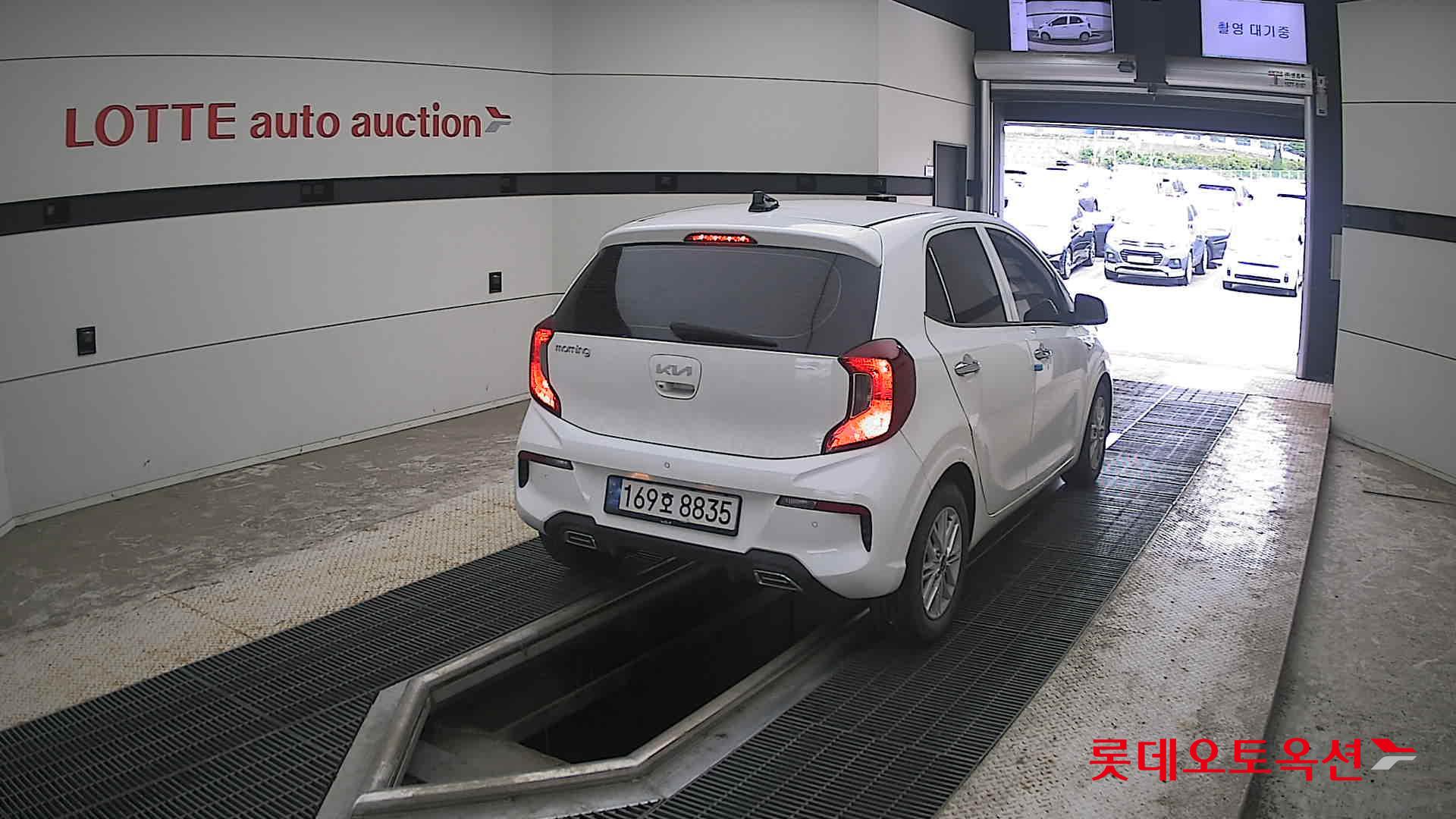 2022 - kia morning