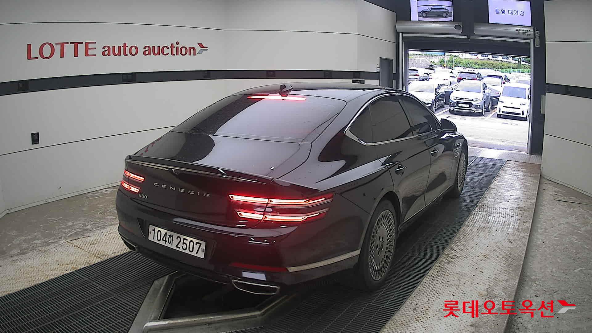 2021 - genesis g80