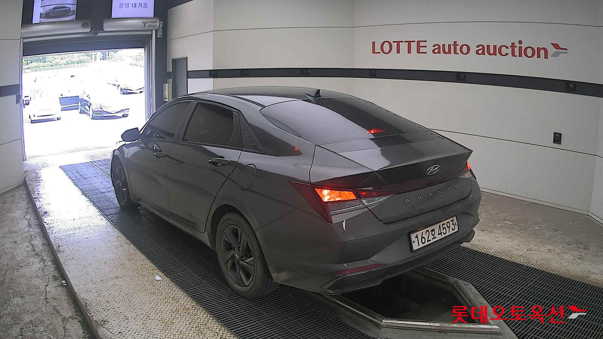 2021 - hyundai avante