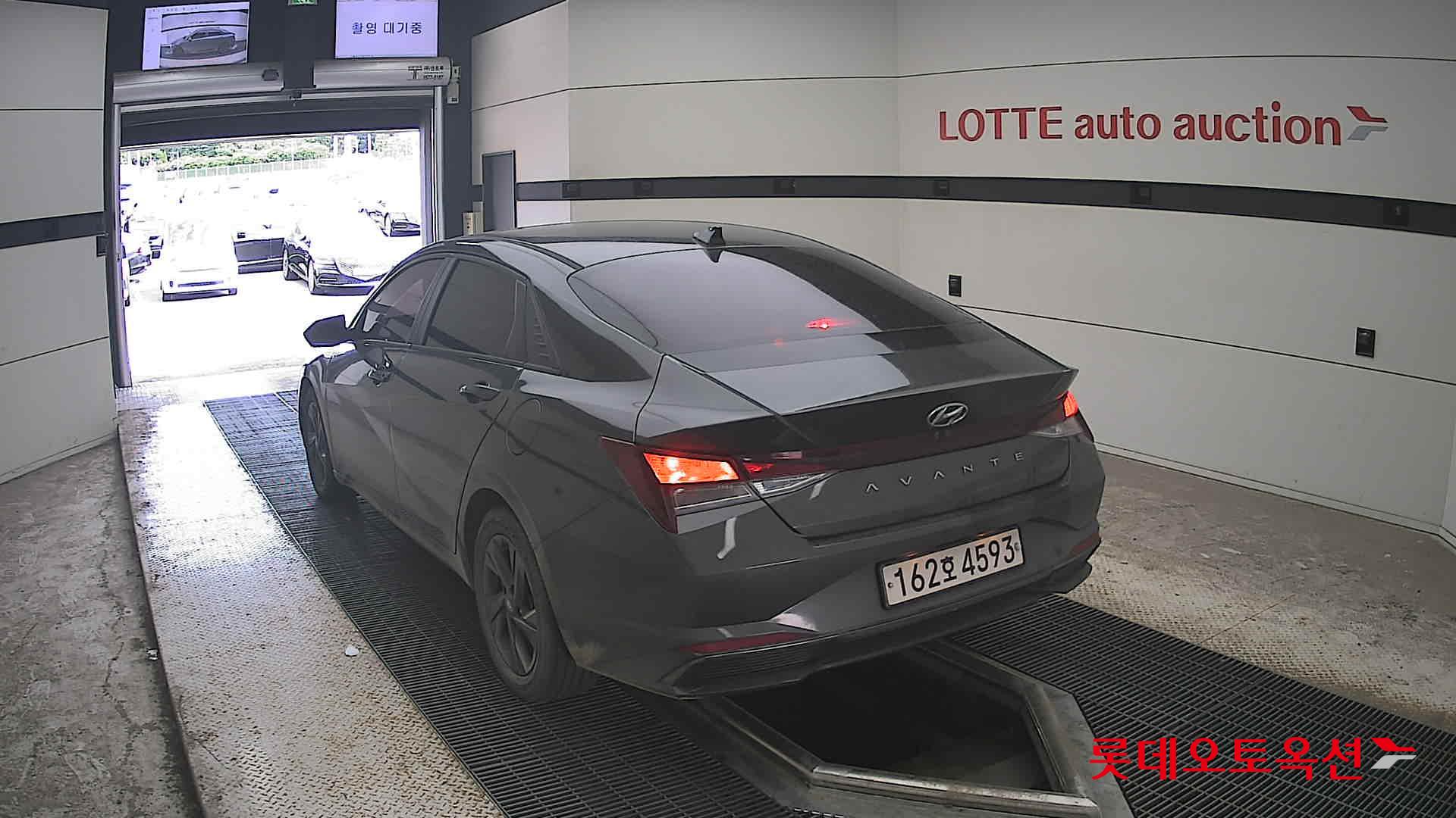 2021 - hyundai avante