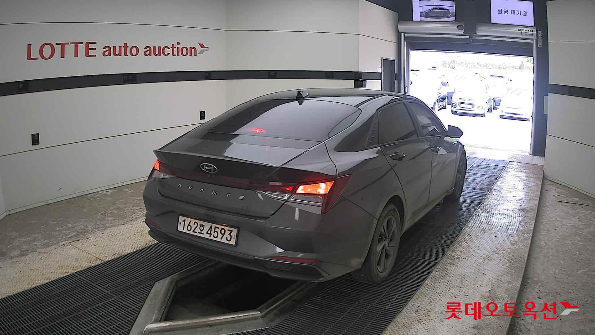 2021 - hyundai avante