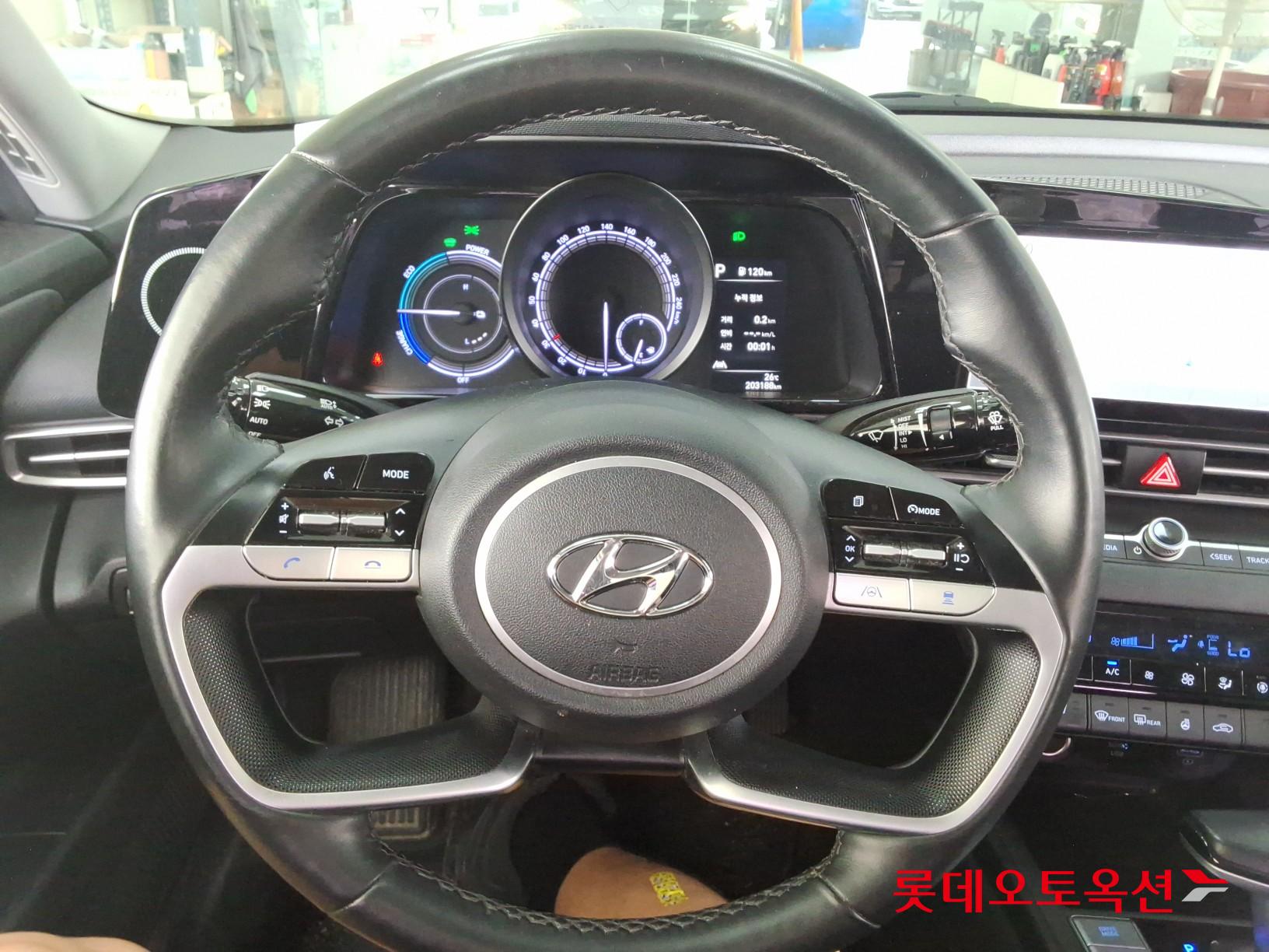 2021 - hyundai avante