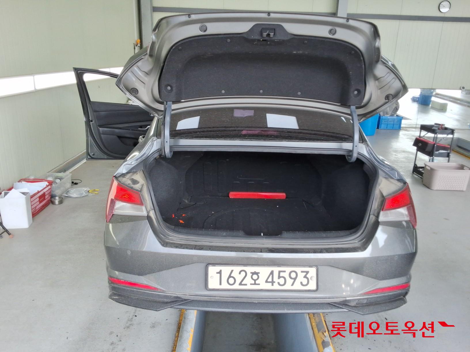 2021 - hyundai avante
