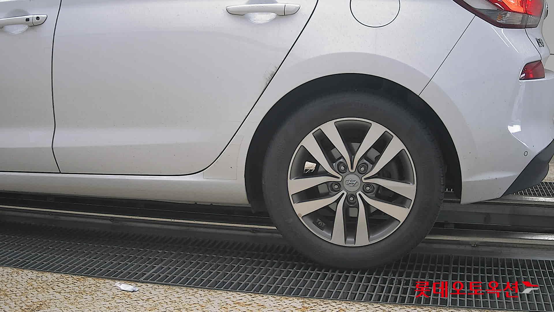 2019 - hyundai i30